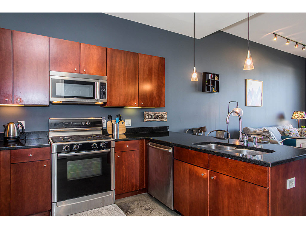 Convenient Condo Near Zilker & Barton Springs! 8