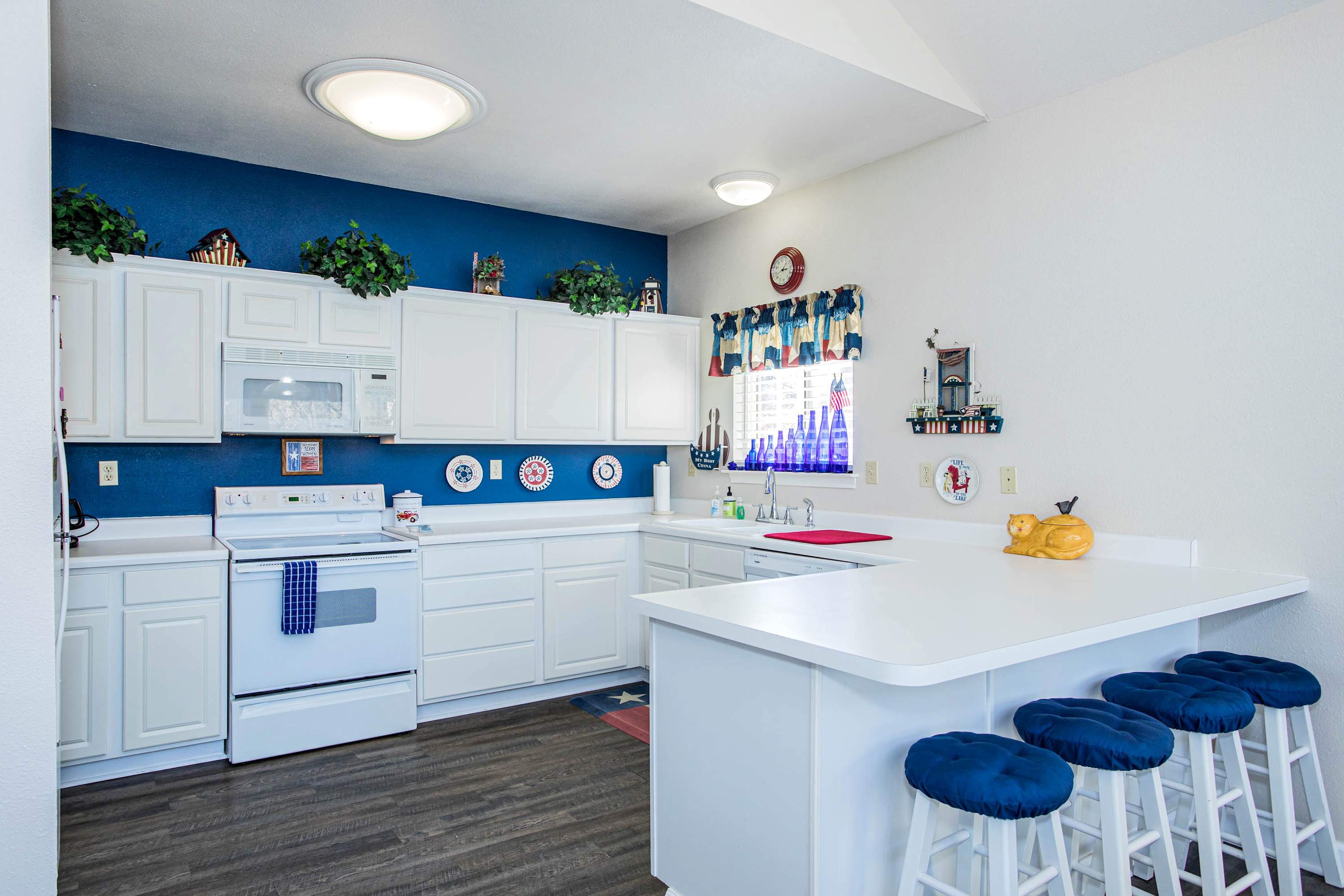 Pet Friendly Retreat on Lake LBJ! 4