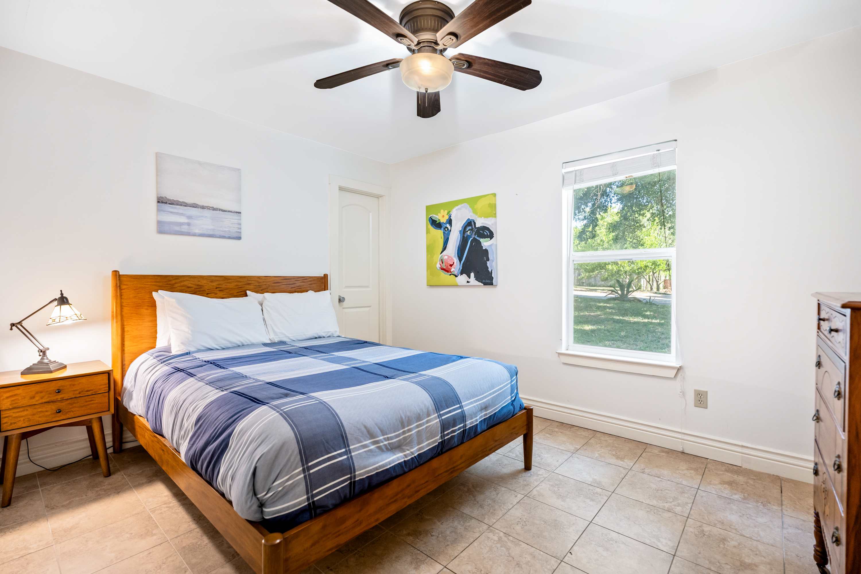 Screened-in Porch Walkable to SoCO 5