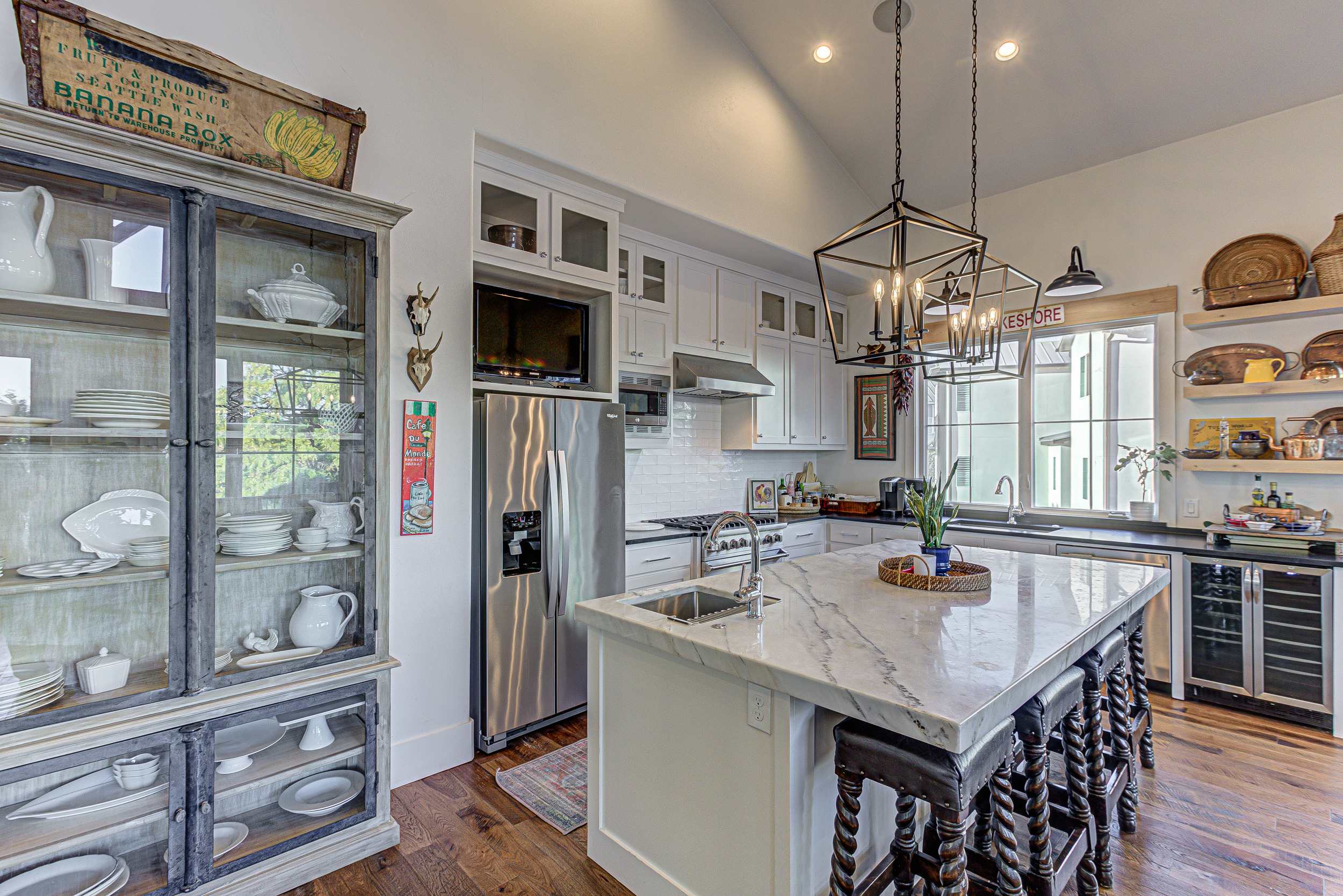 Immaculate Waterfront Family Home for 16 w Private Dock! 5