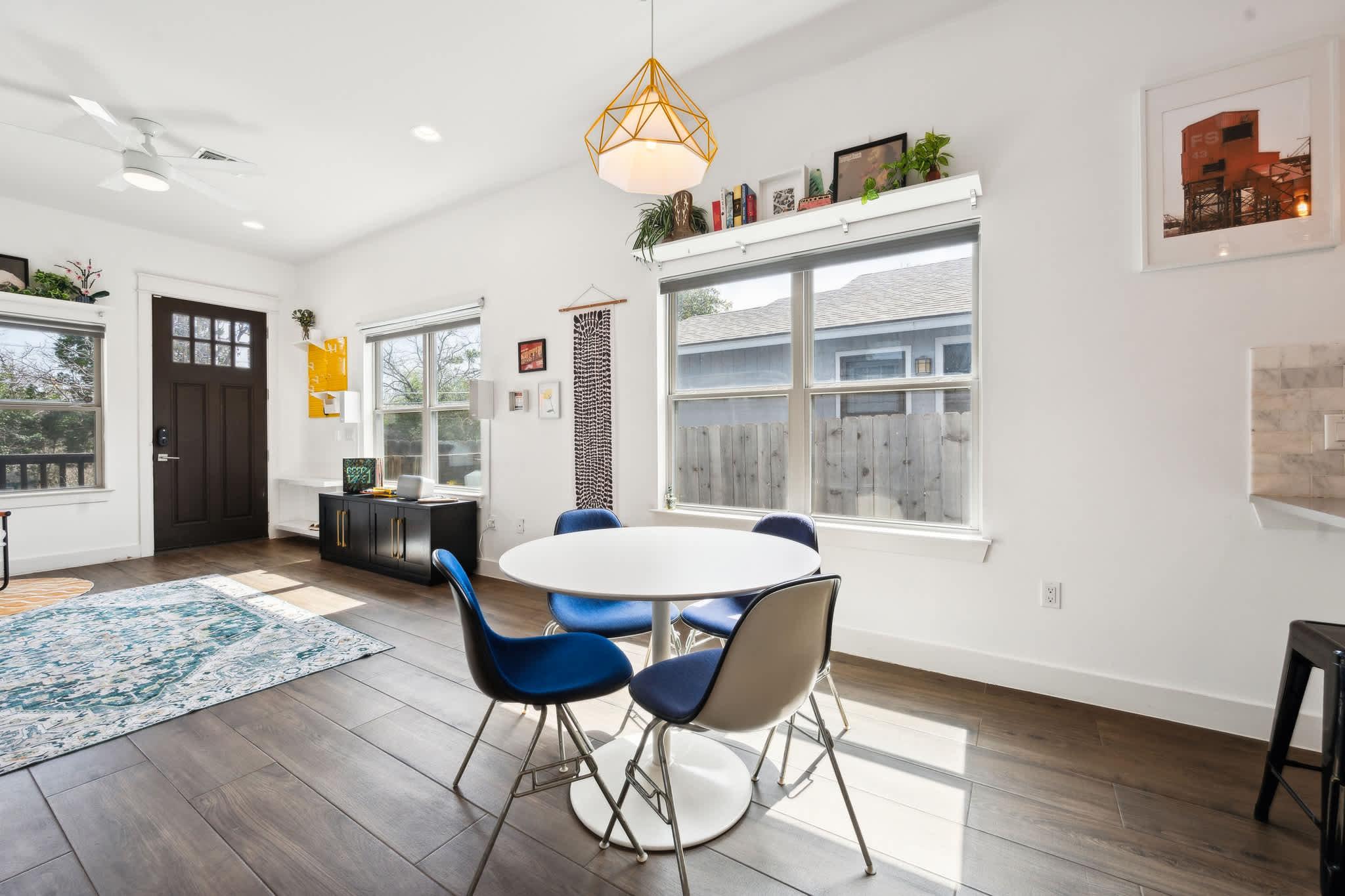 Chic 3 BDR for 5, Minutes From Downtown Austin! 6