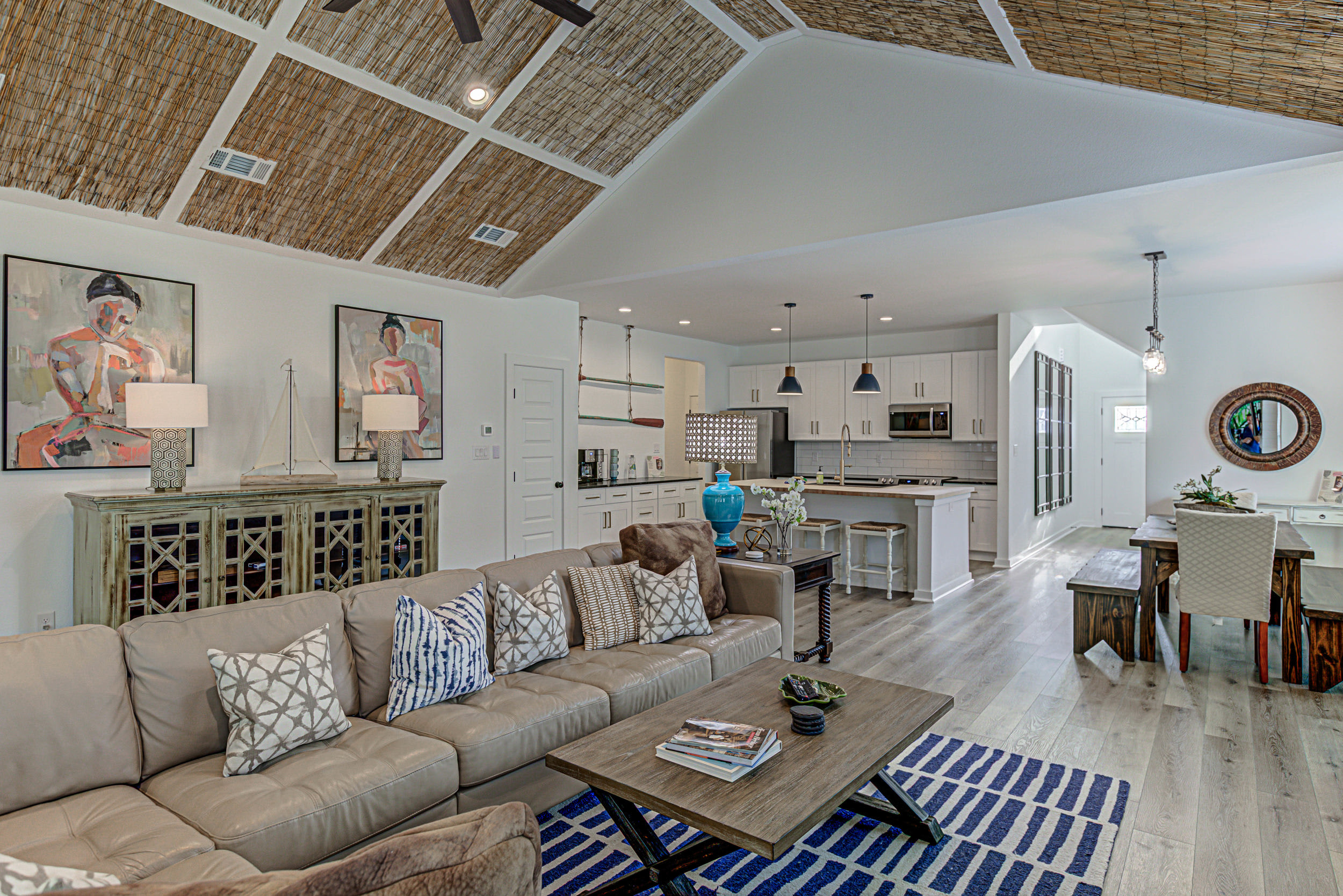 3BD Retreat for 6 Near Lake LBJ with Fire Pit & Patio