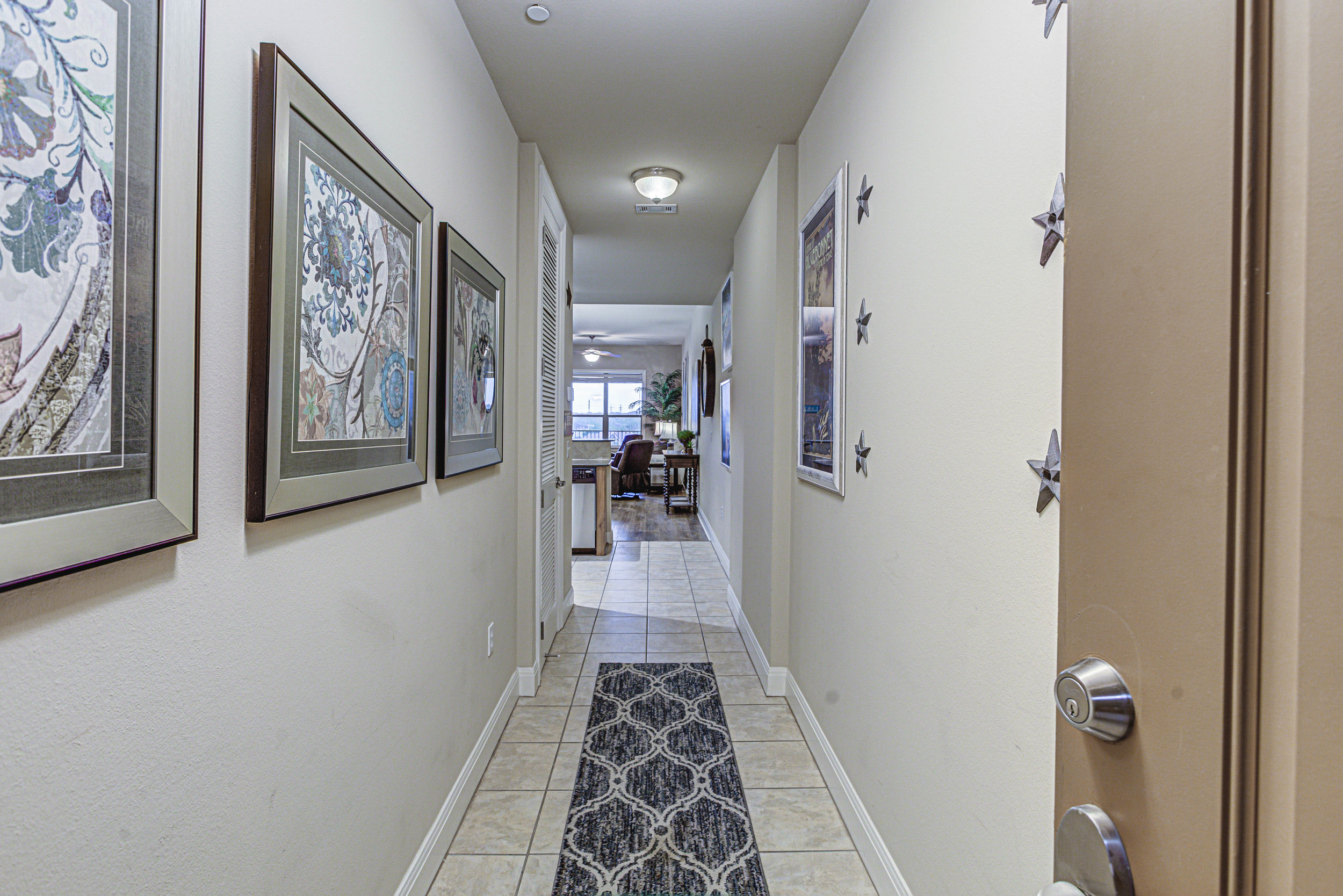 Chic 2BD with Balcony, Pool, Hot Tub & Marina Views! 7