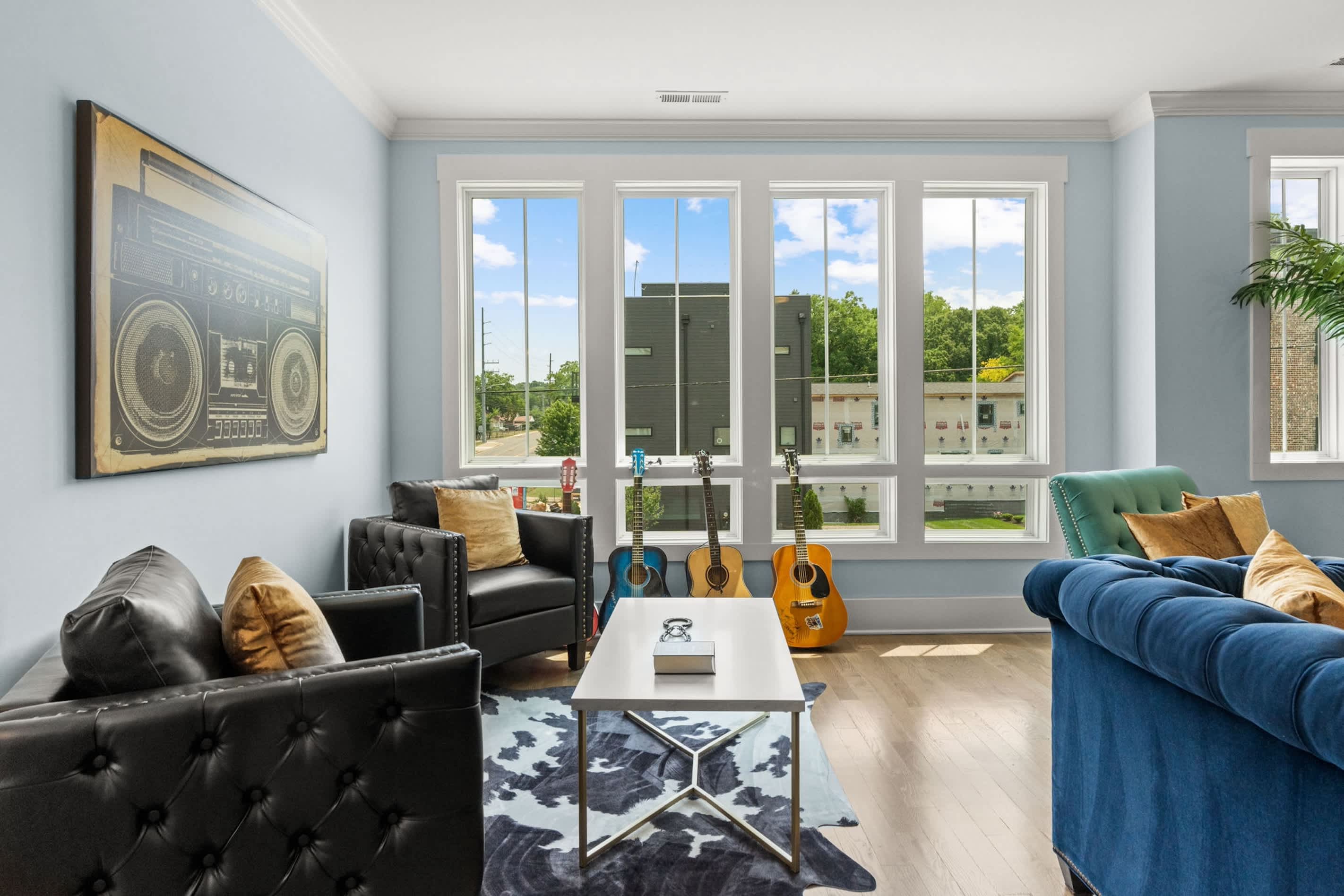 Think country music thoughts as you kick back & relax on your getaway!