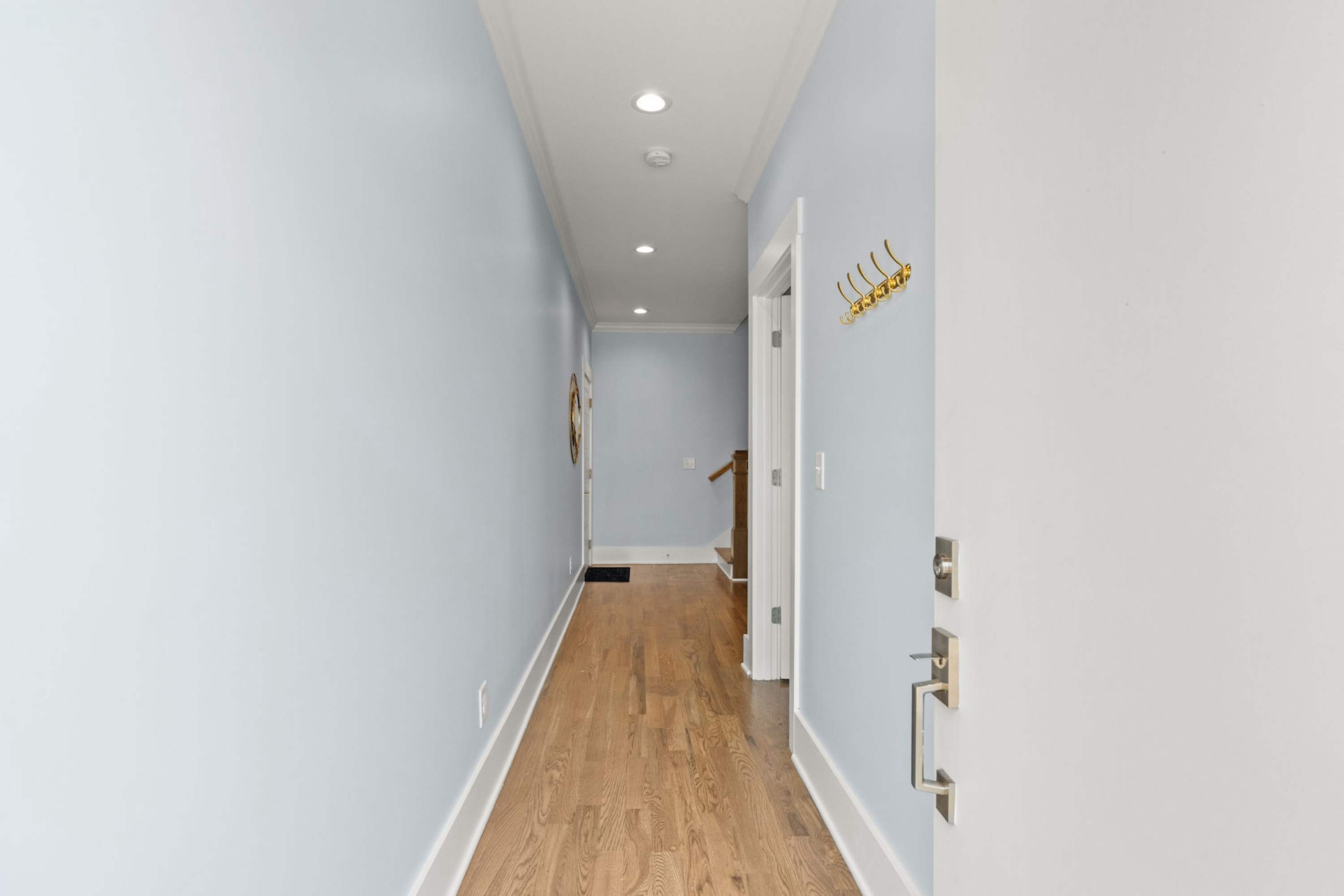 Chic Townhome for 8 w Rooftop 8