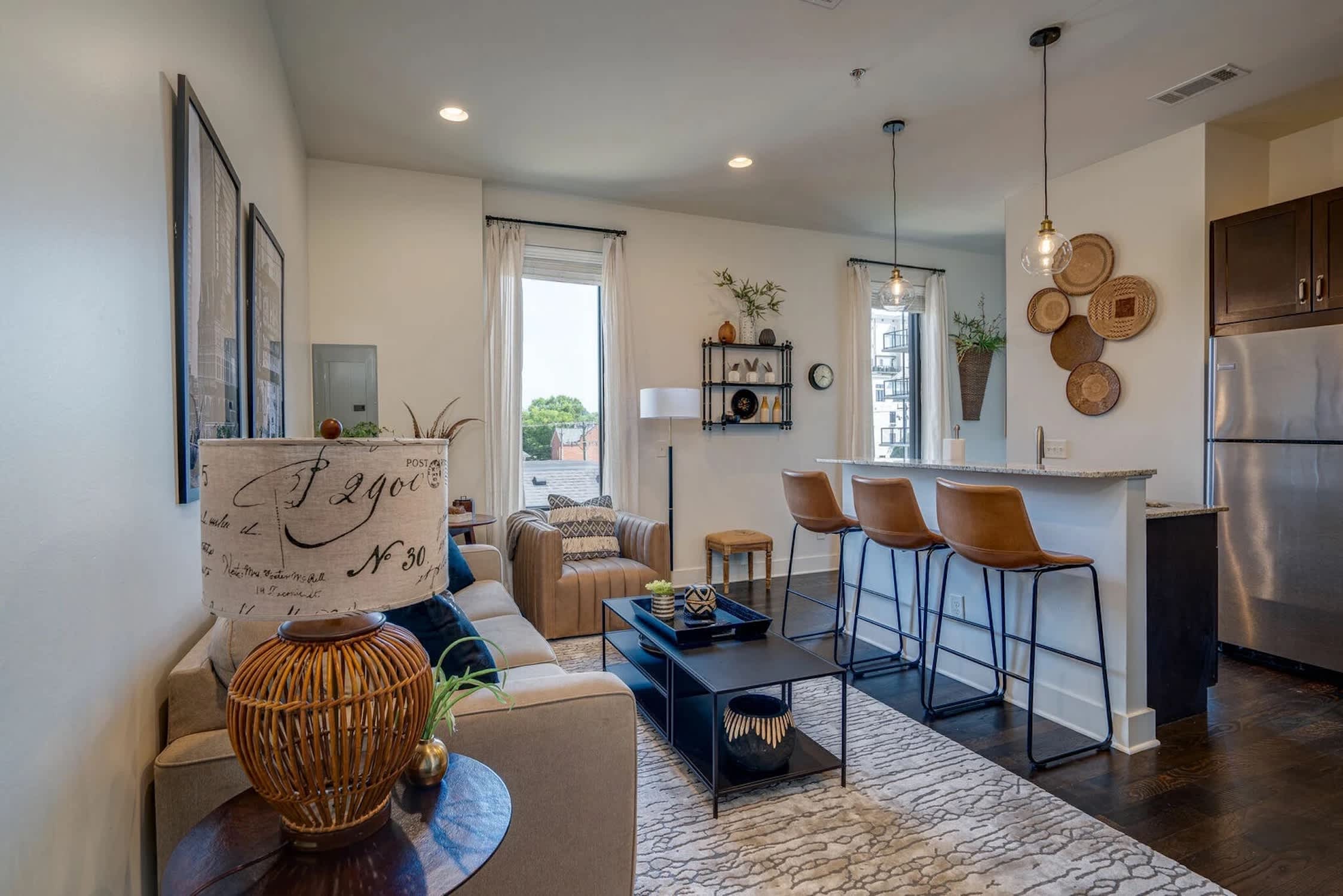 Stylish Loft Near Centennial Park!