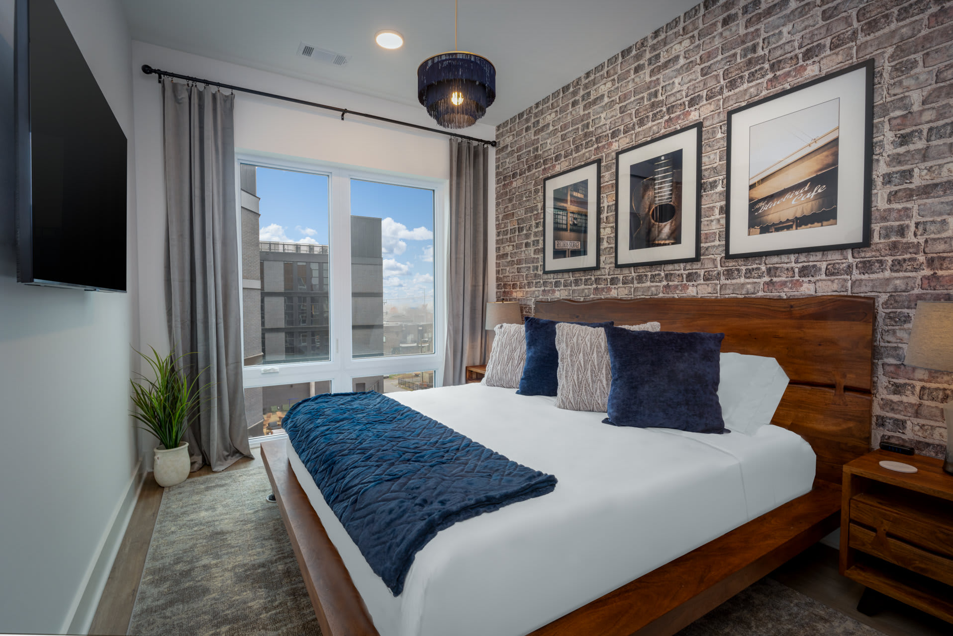 Bedroom #1 King with En-Suite