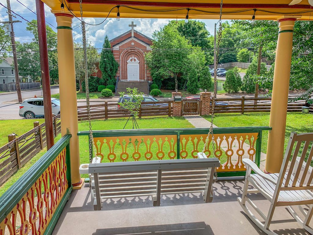 Featured Property Eclectic Pet Friendly Home in East Nashville