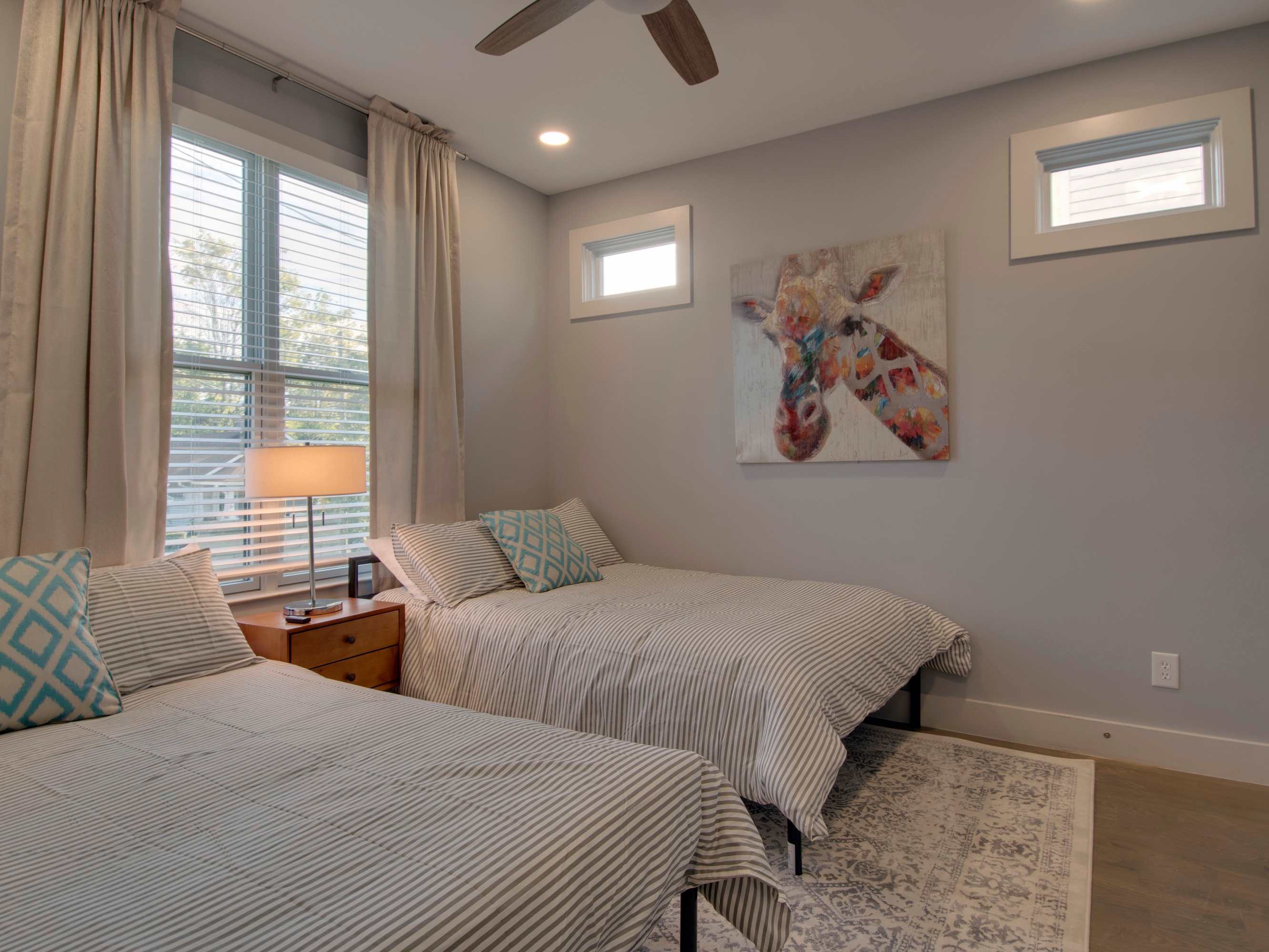 Great Family Home near Downtown 4