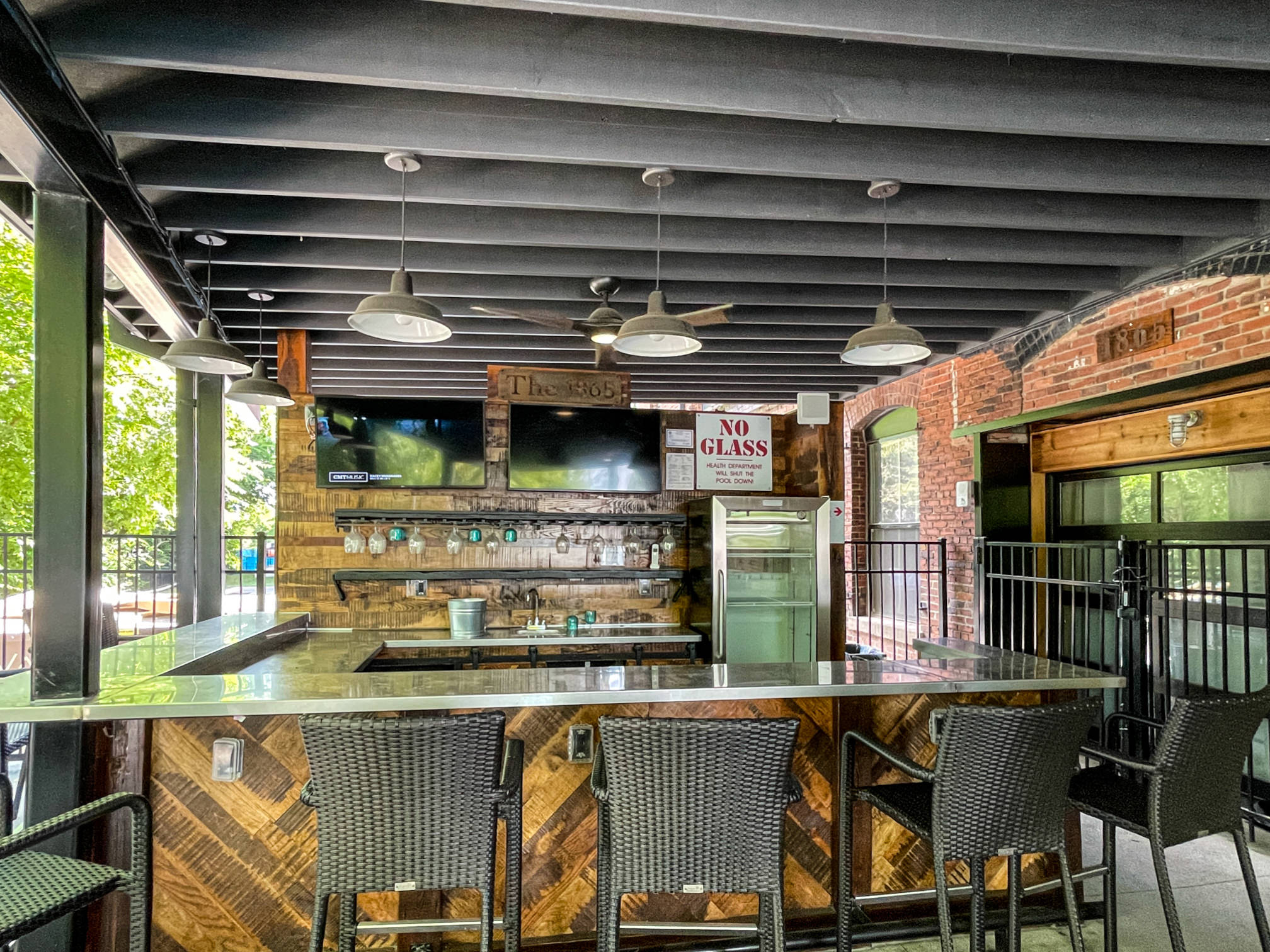 Stellar Condo, Sleeps 4, 10 mins from Broadway! 2