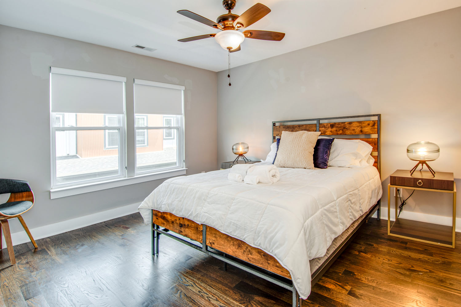 Couple Townhome Getaway near East Nashville 6