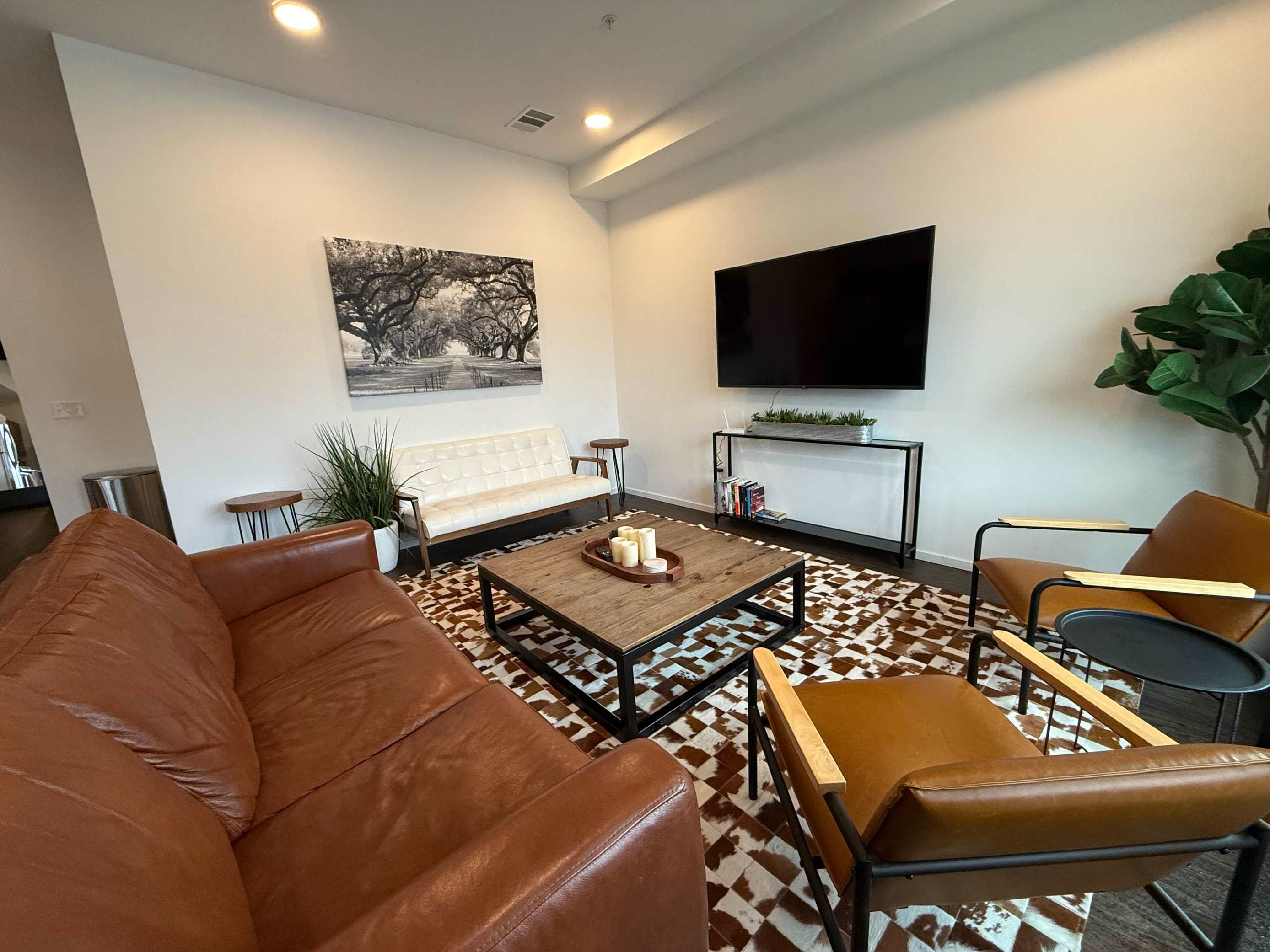 Gulch Getaway for 4 in Resort-Style Community!