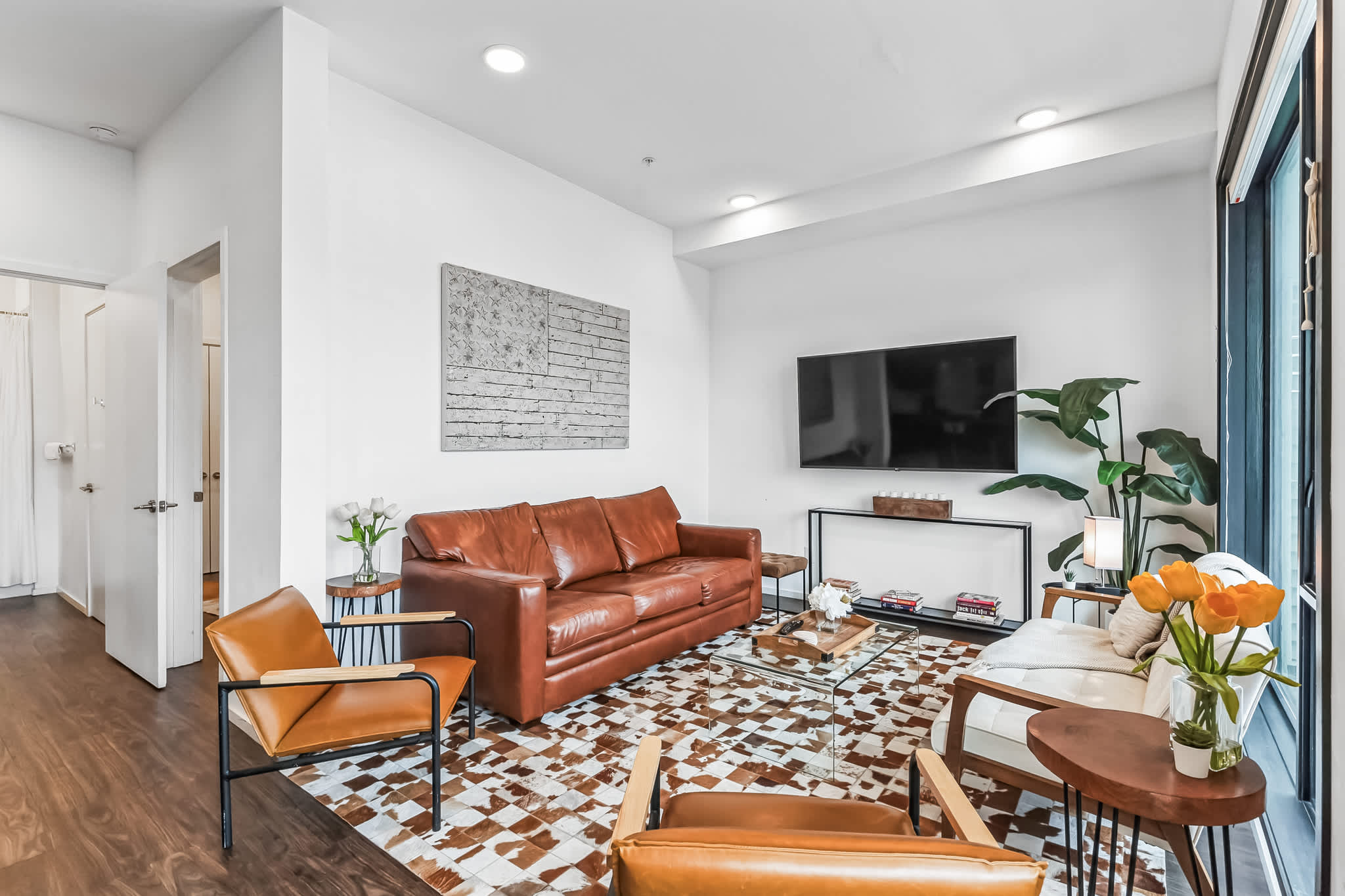 Chic Condo for 8 in Desirable Gulch Neighborhood!