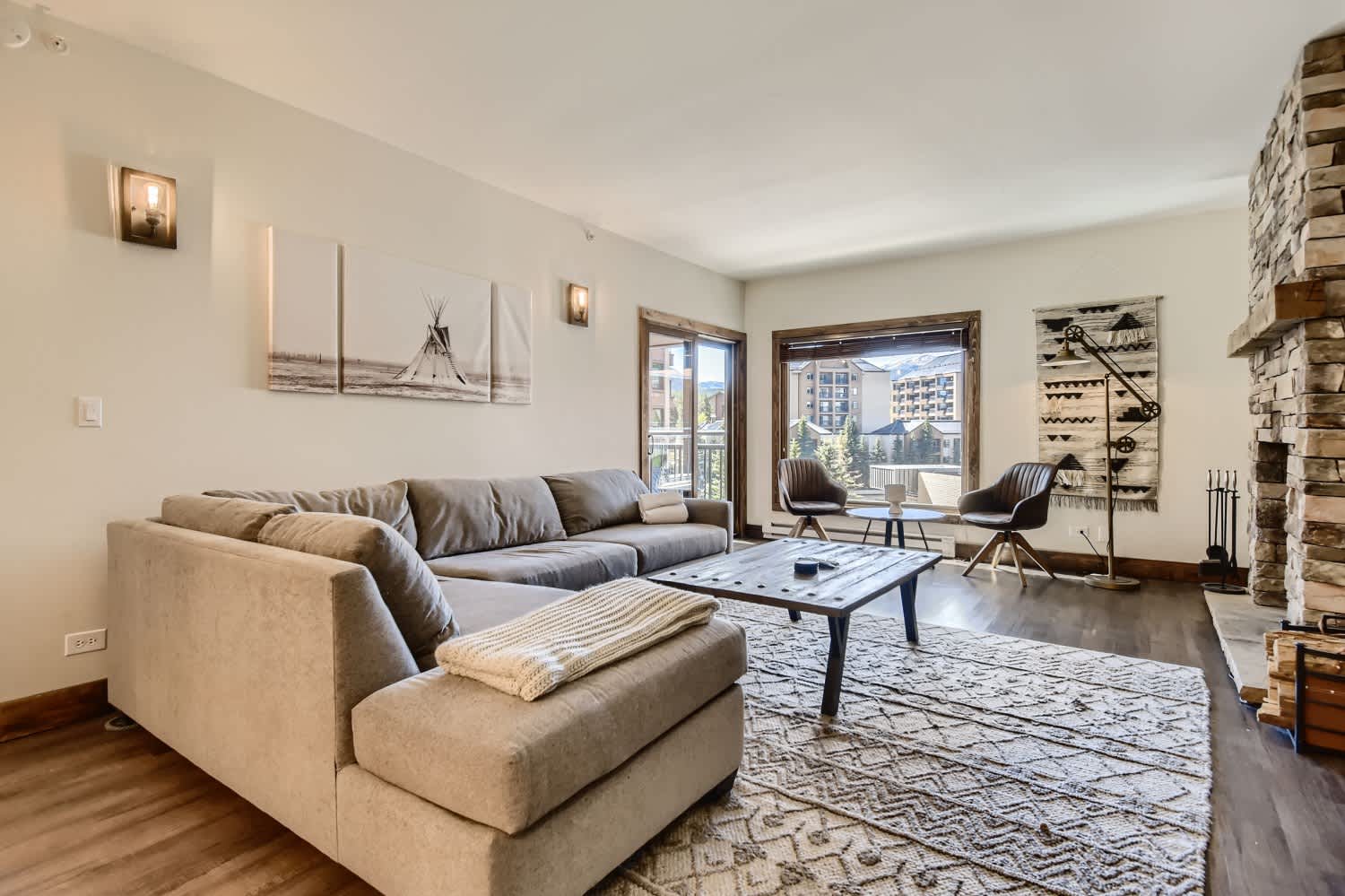 Featured Property Steps to Downtown Main Street & Ski In Ski Out!