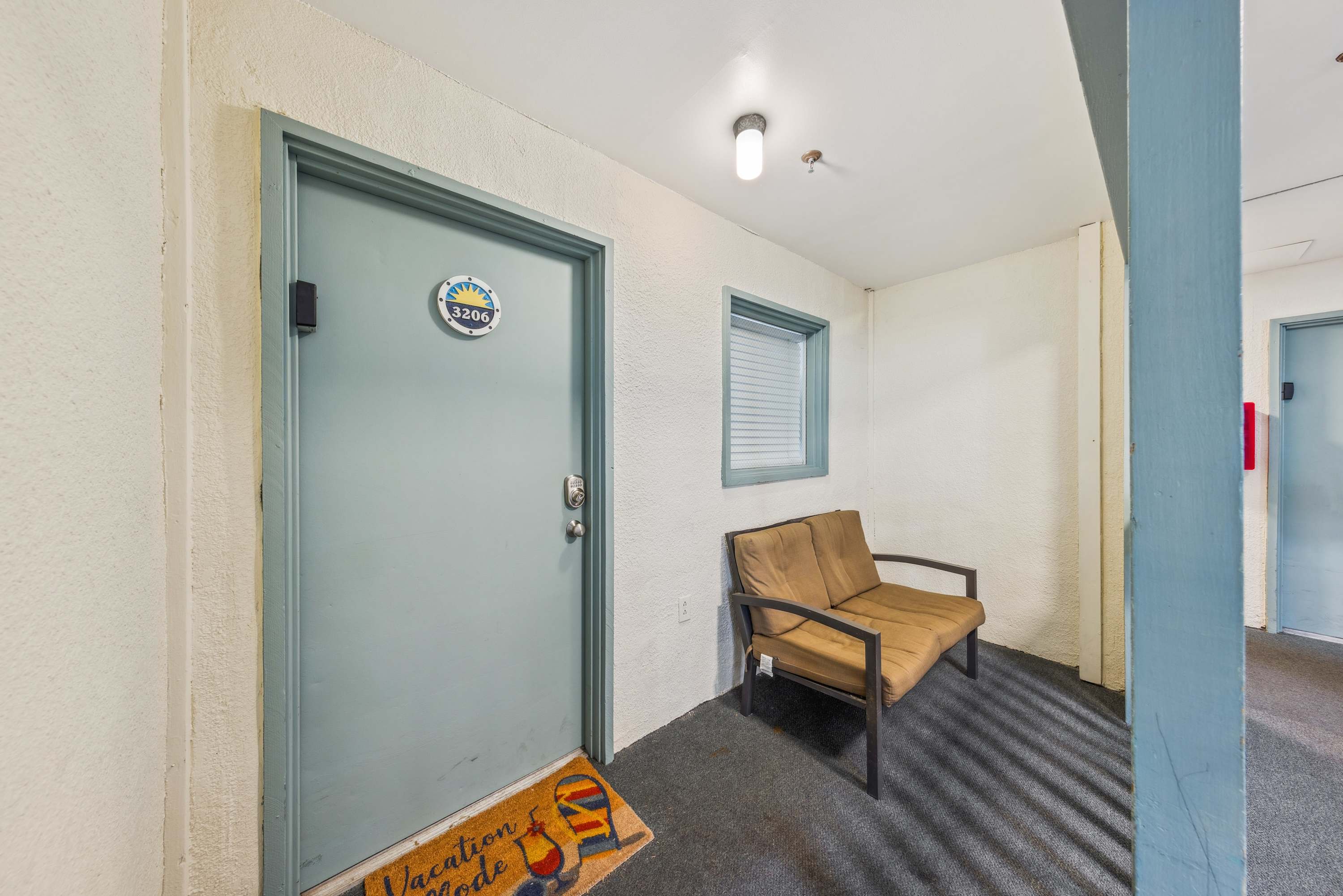 2 BDR with Shared Pool & Tennis Courts, Walk to Beach 6