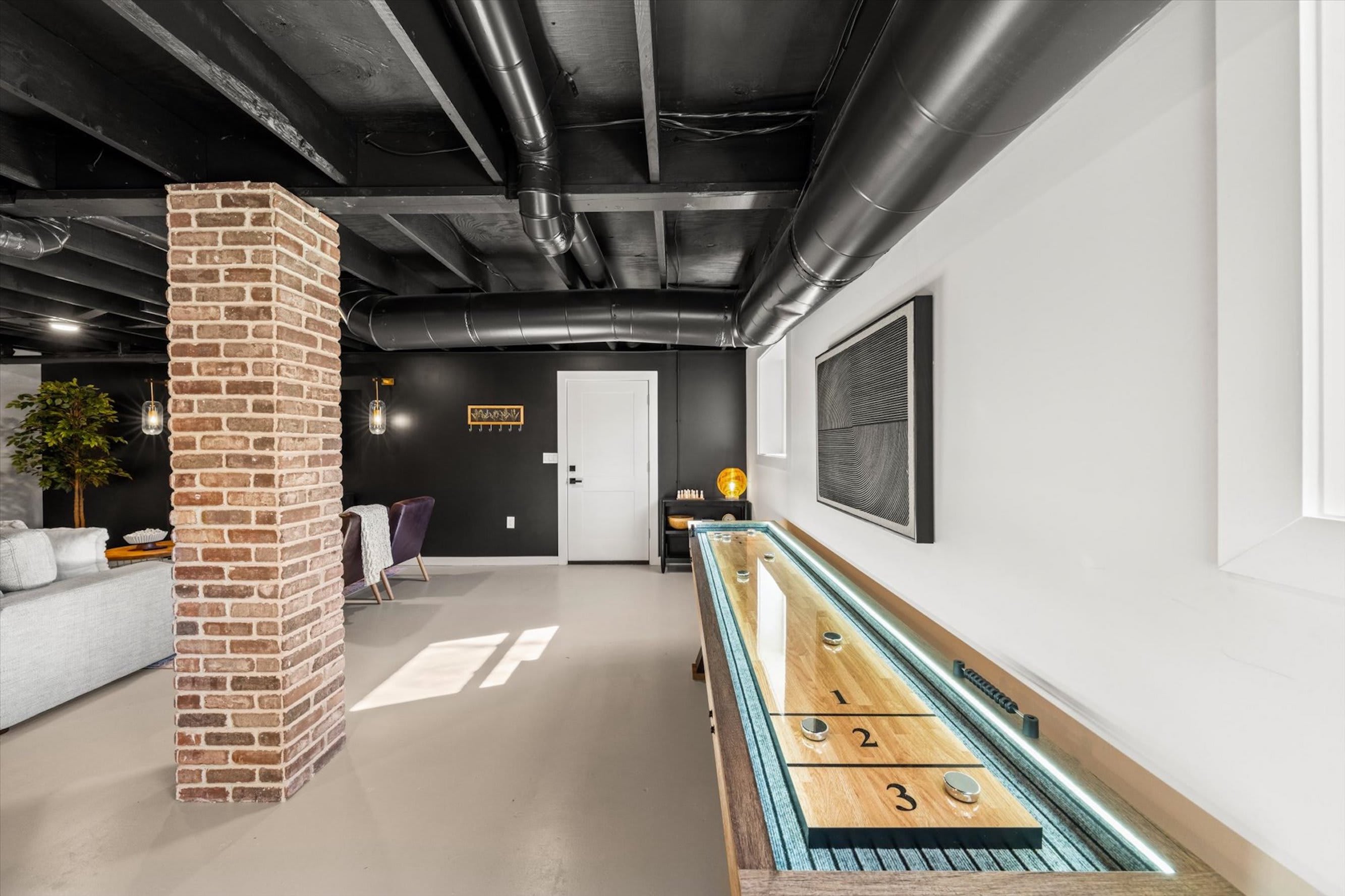 Modern Cabin with Hot Tub & Foliage Views! 5