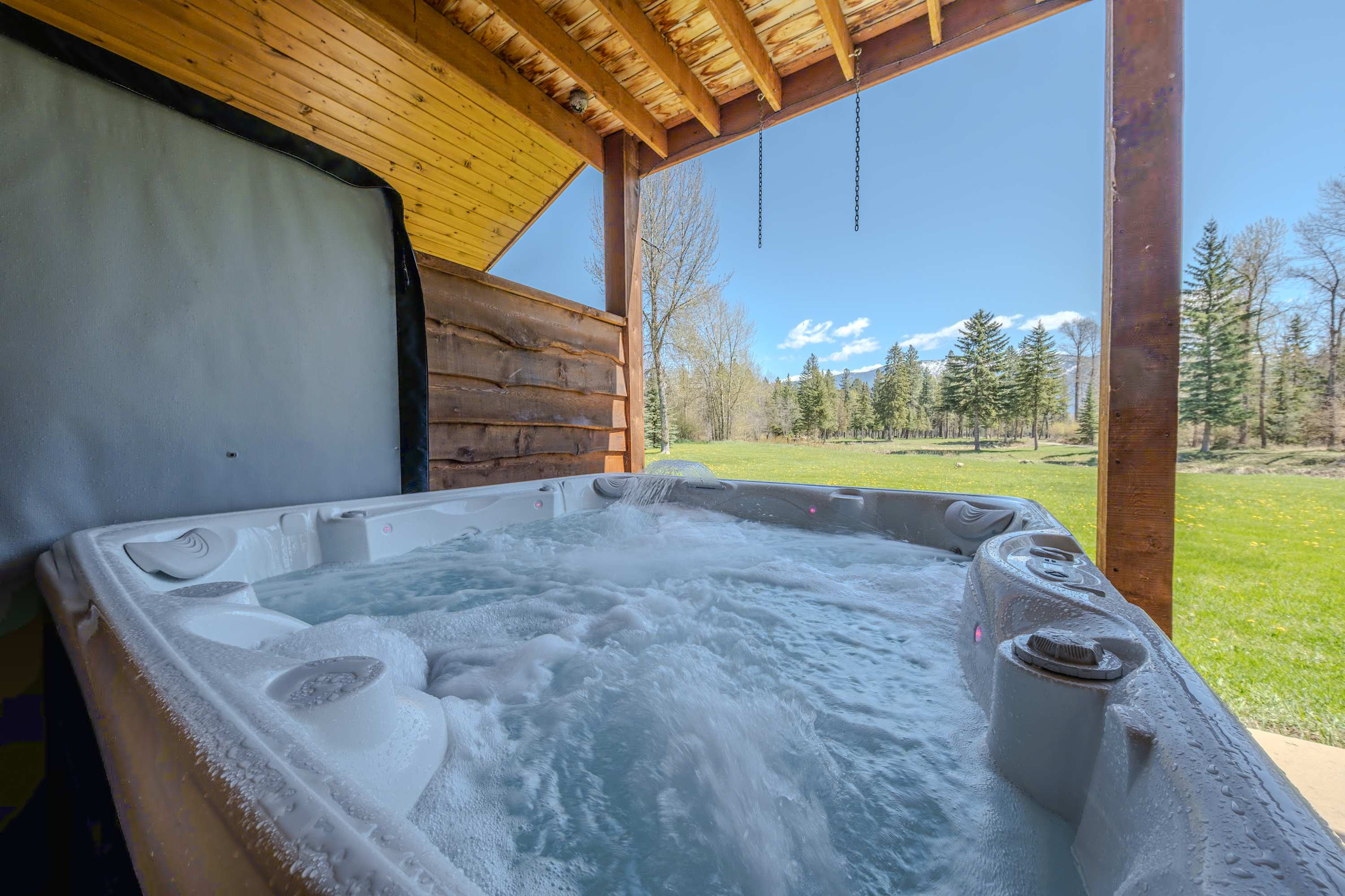 Flathead River Retreat With Hot Tub! | Photo 3