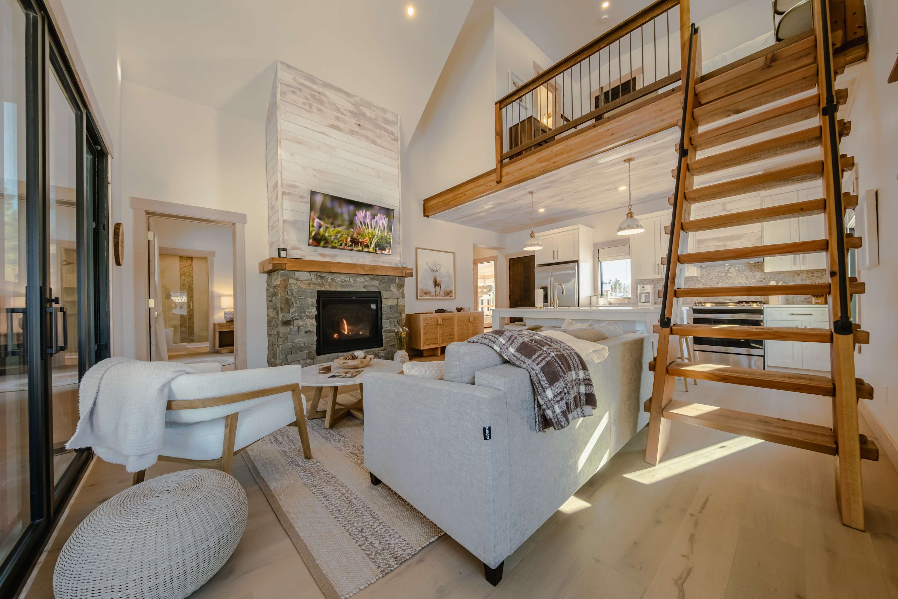 Wilderness Club Nest - Private Hot Tub