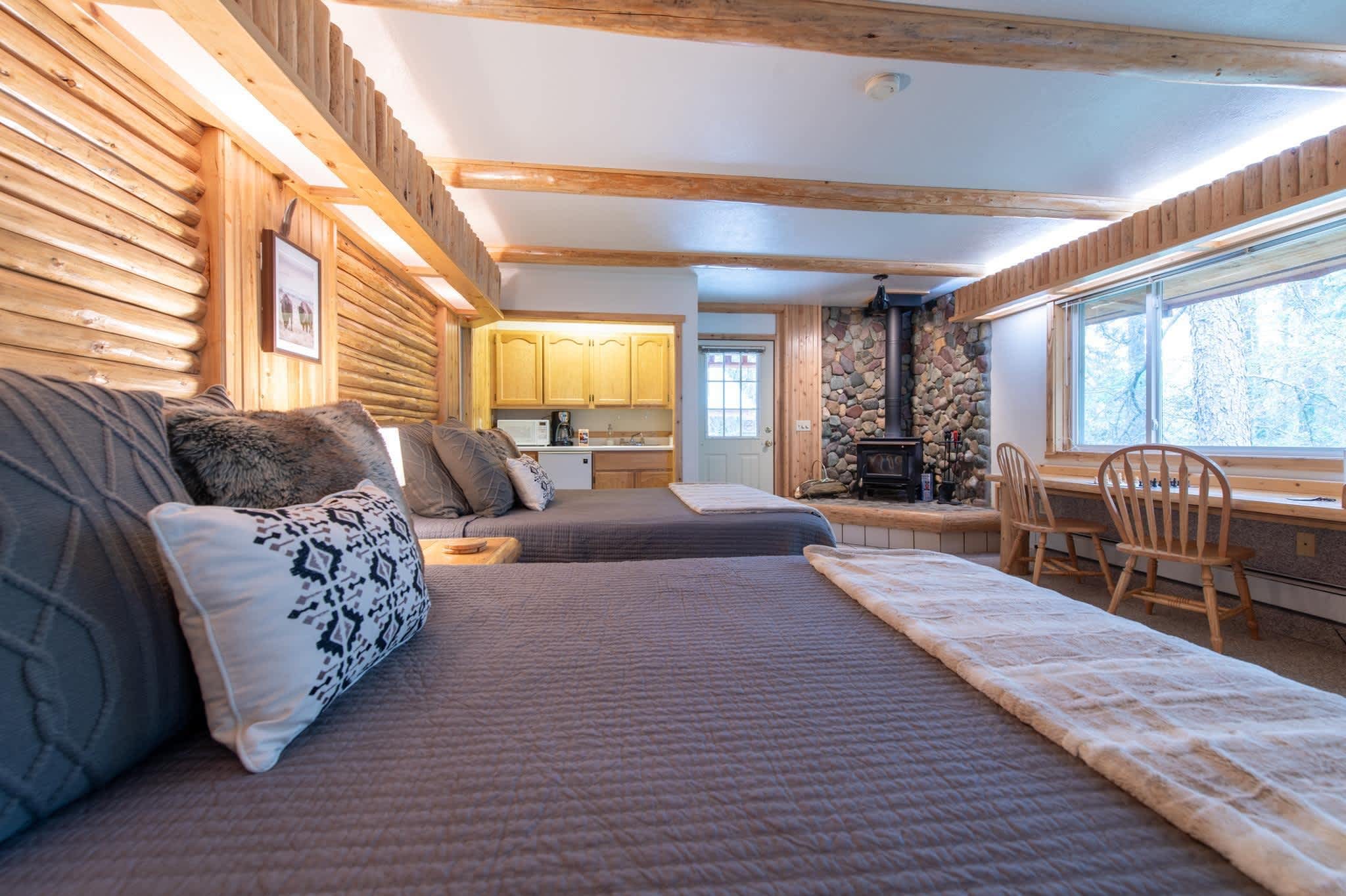 Fishing Cabin in the Woods 5