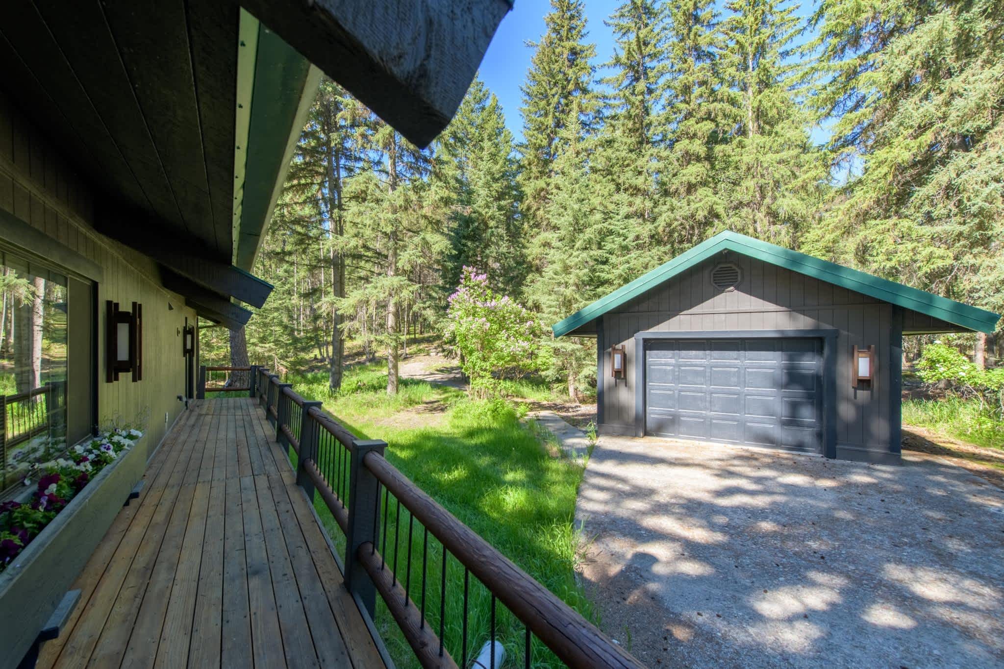 Glen Lake Cabin in the Woods 4