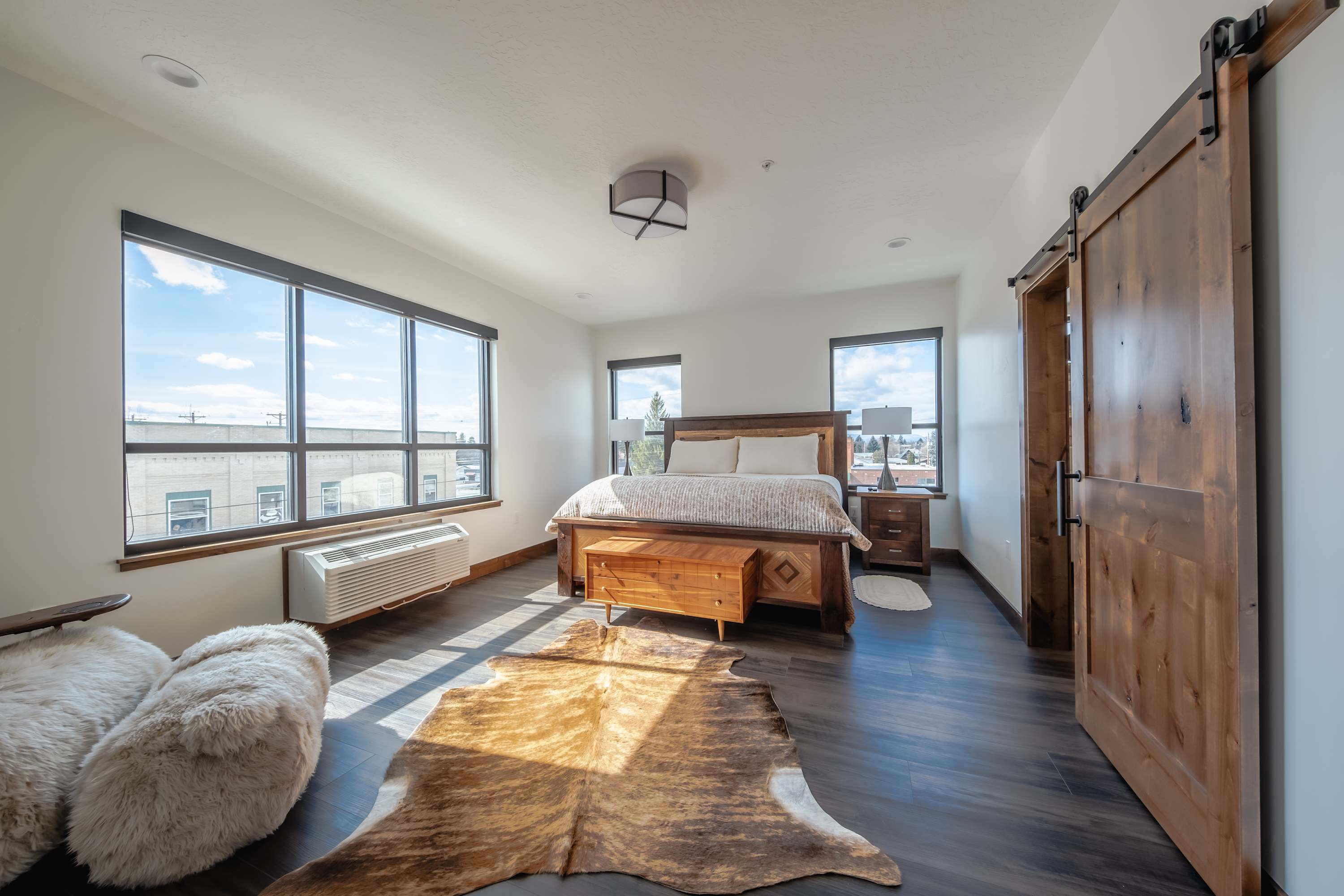 Rest easy on lush bedding 