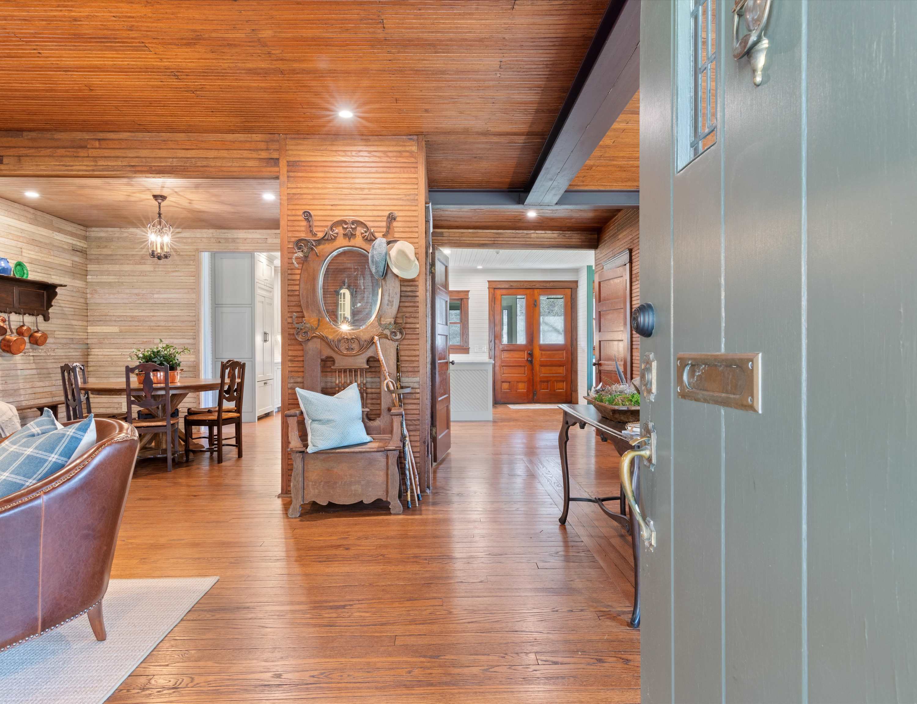 Leiper's Retreat - Secluded 3 BDR Craftsman Home 5