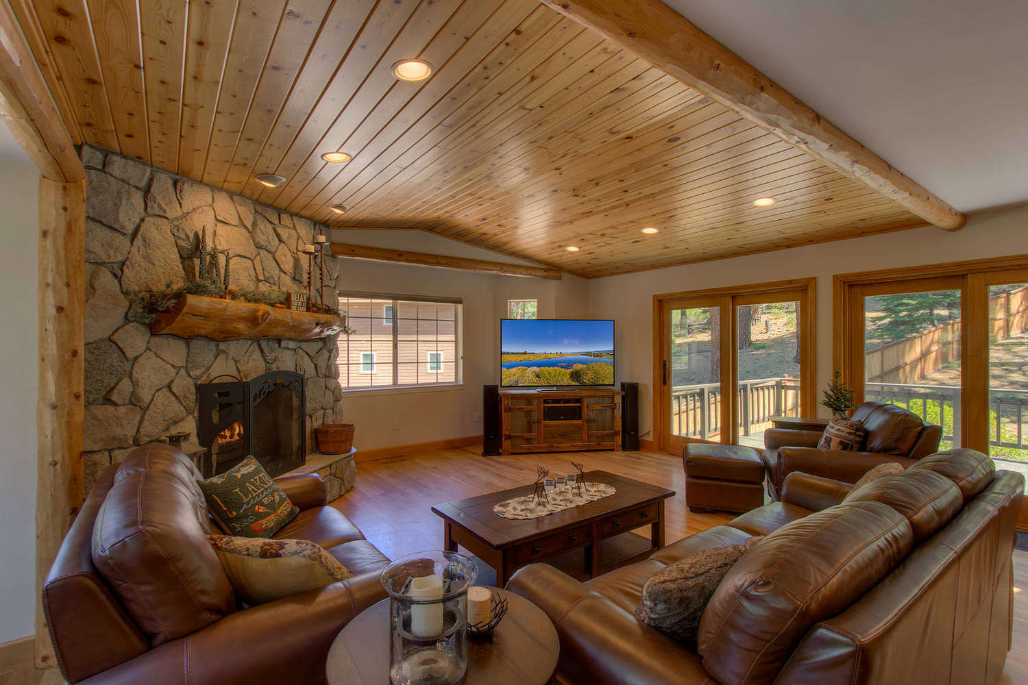 Prima Del Norte - Hot tub, Pool Table, Arcade Game! 6