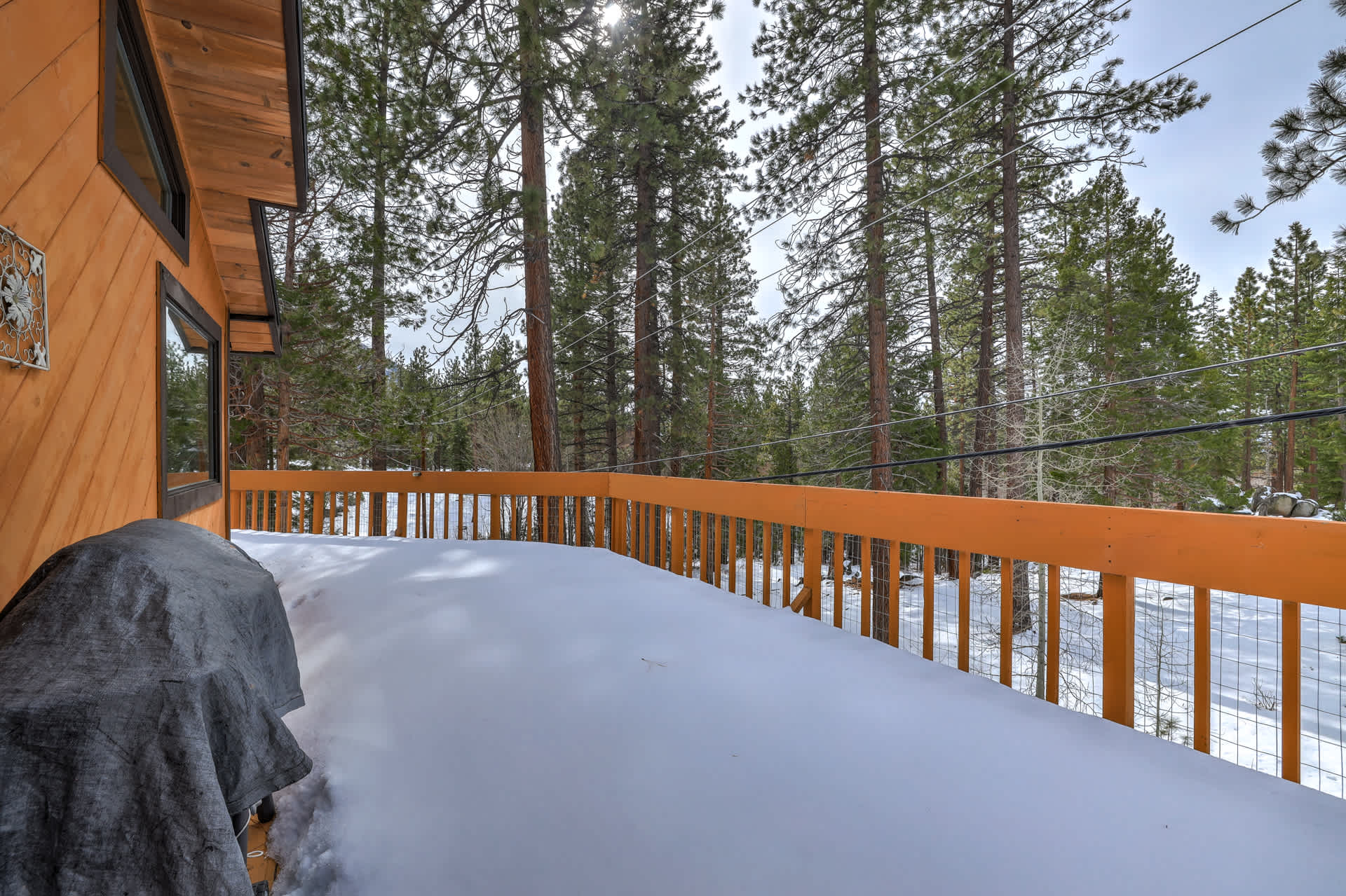 Tahoe Forest Chalet 3BR House with AC! 6