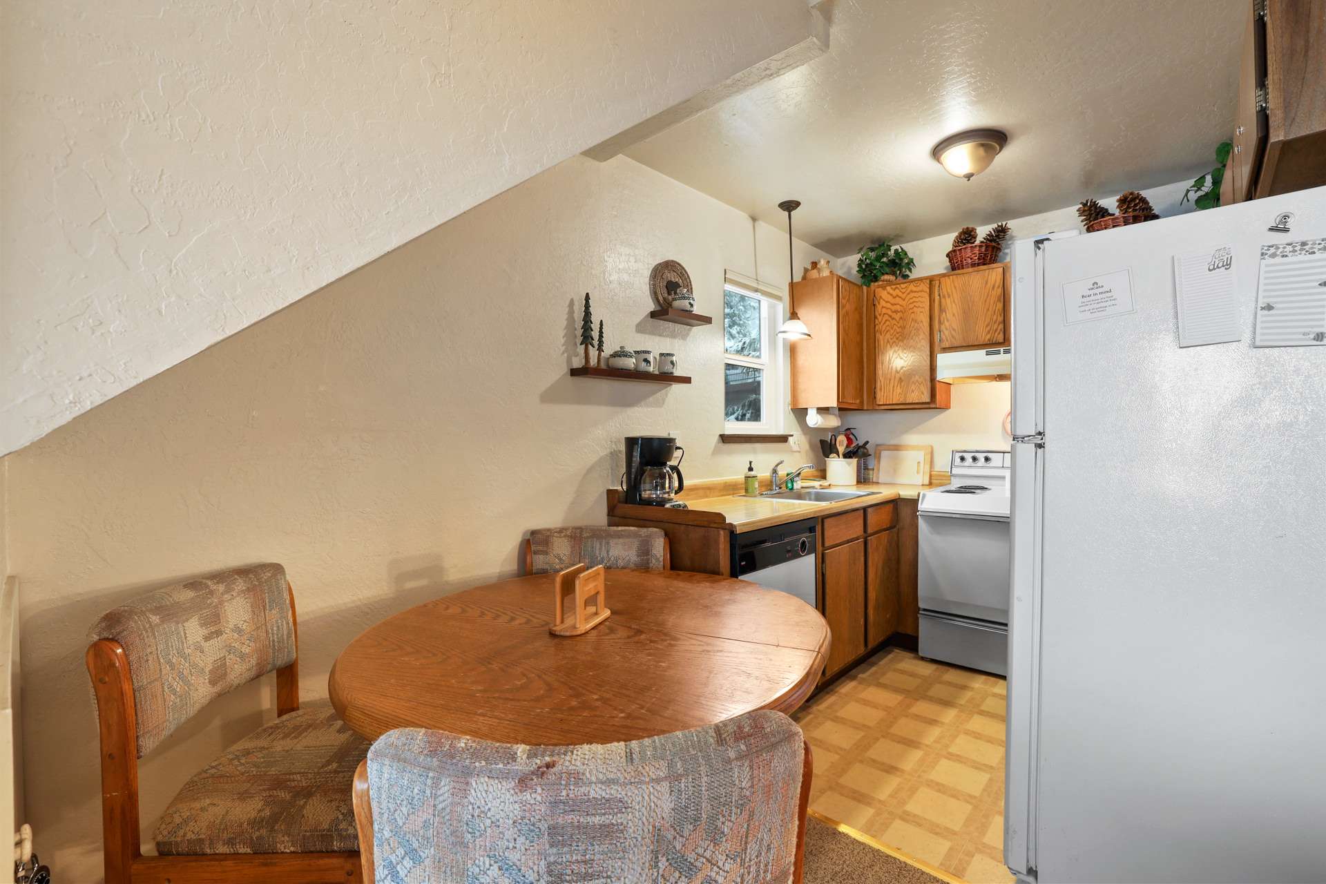 Minutes from Heavenly | Scenic Tahoe Condo with Fireplace & Views 8