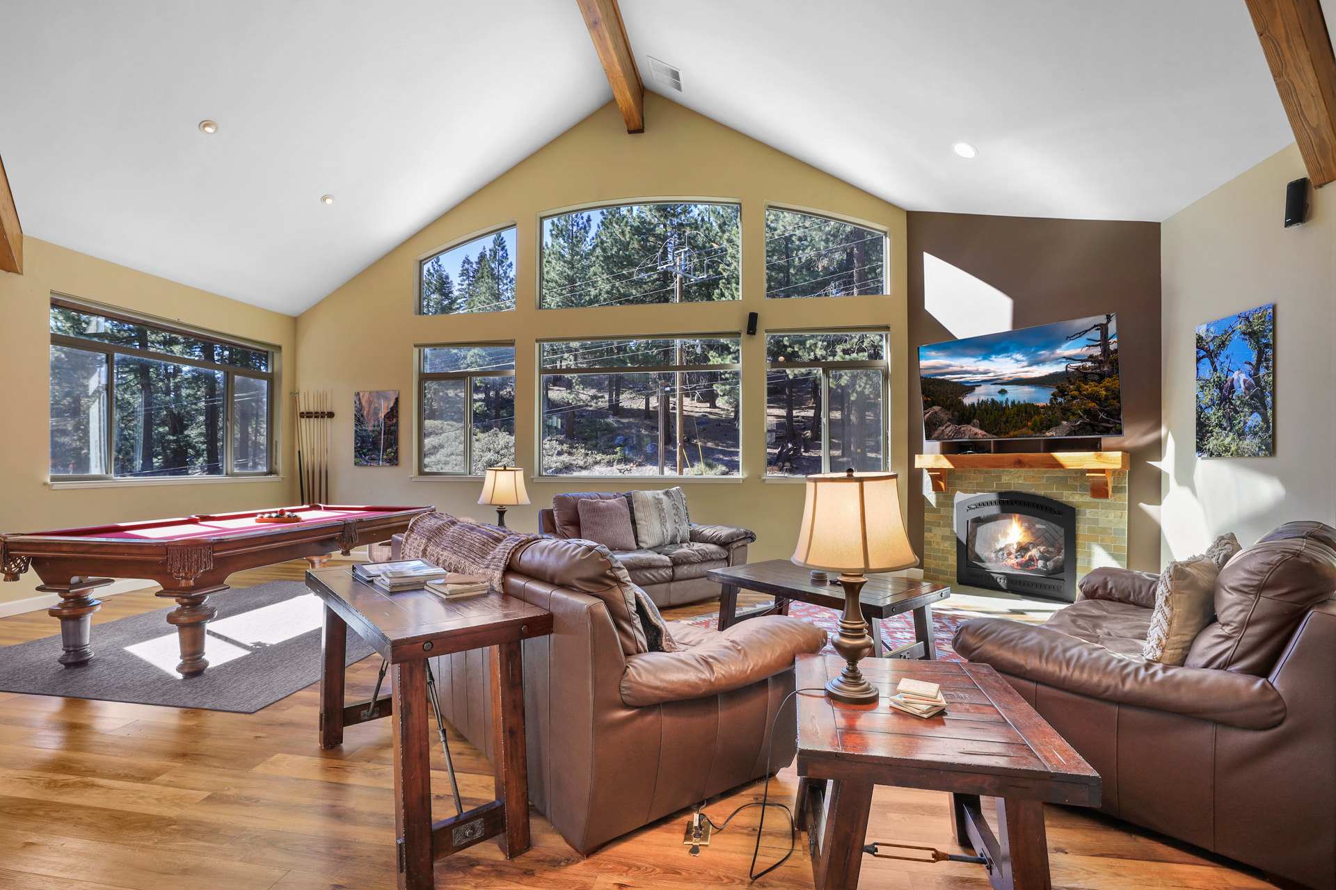 Heavenly Mountain Chalet - Skiing, Pets, Hot tub 6