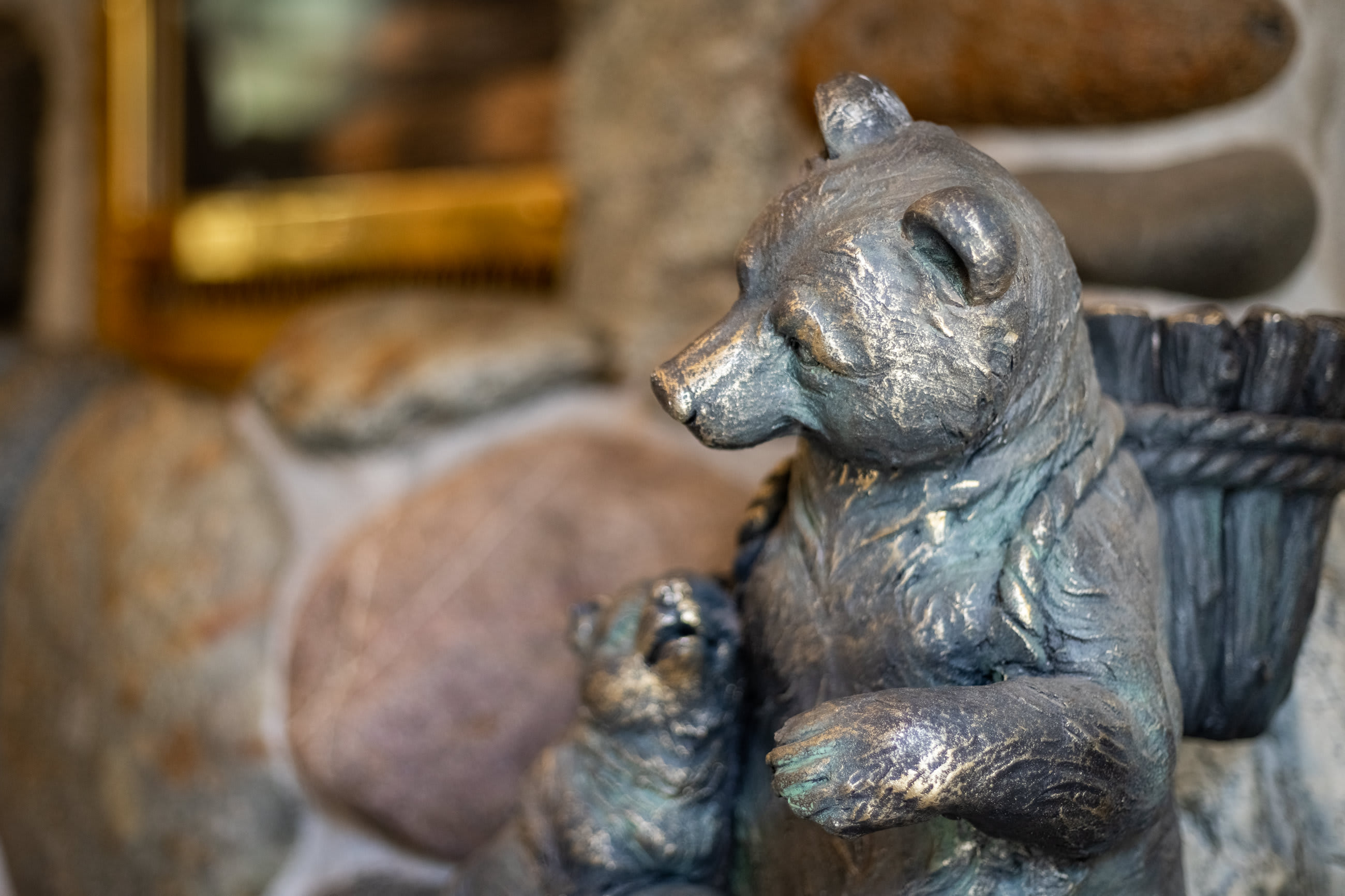 Montgomery Estates Bliss - Hot tub, pets, family fun! 7