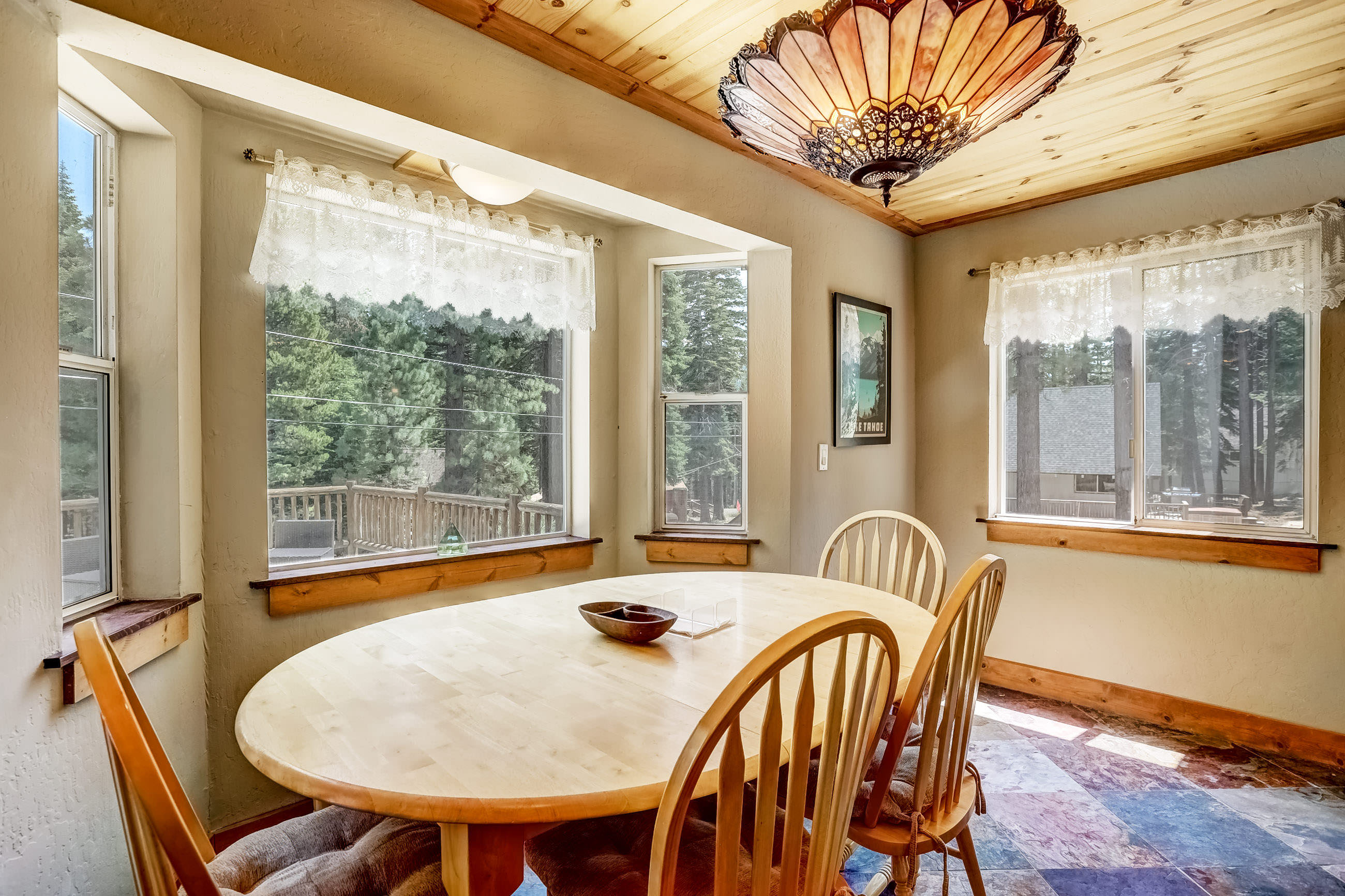 Bear Pause 4BR - Large Deck & Balcony 8