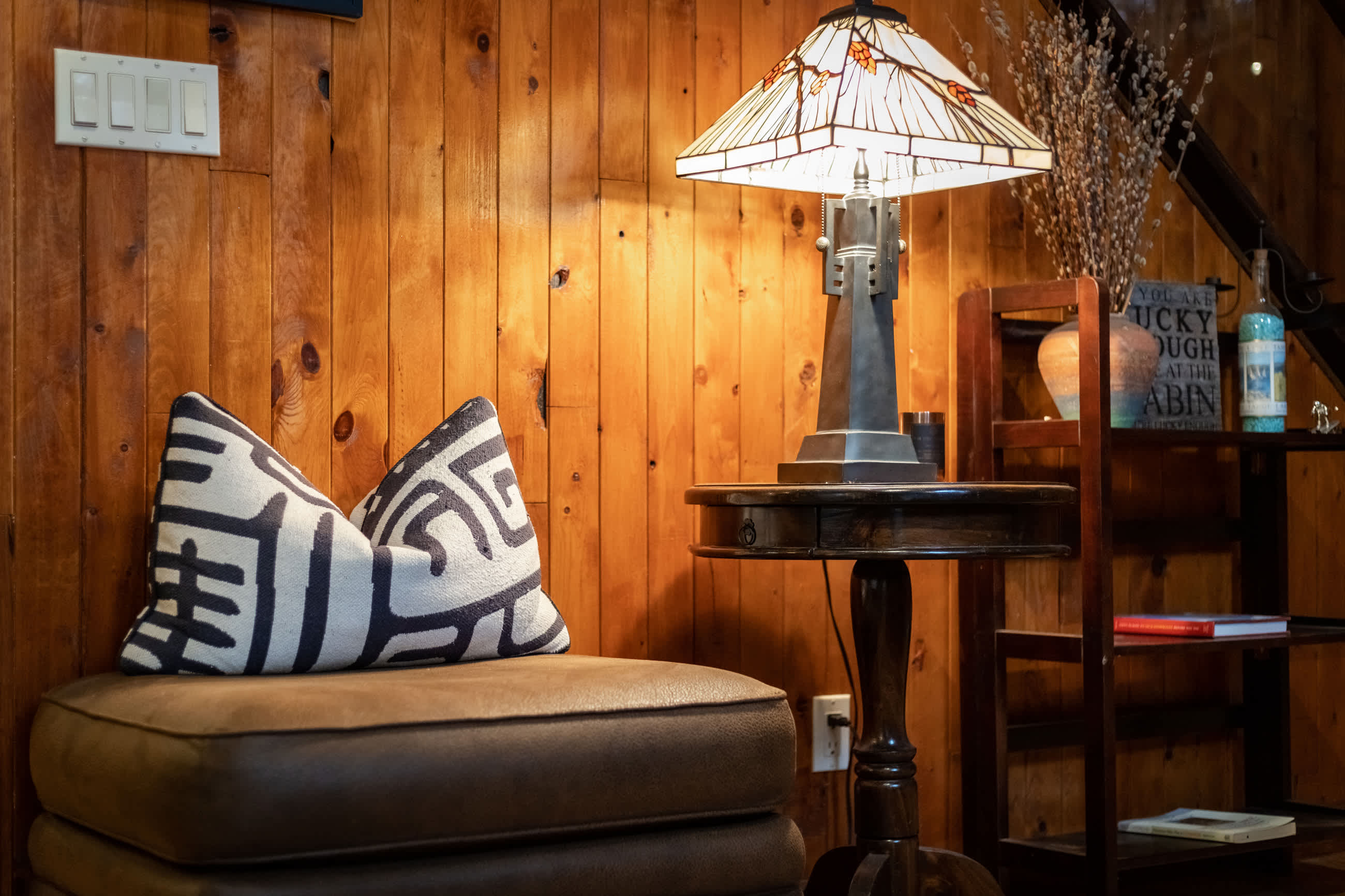 Woodland Escape - Cute Little Cabin in the Woods! 8