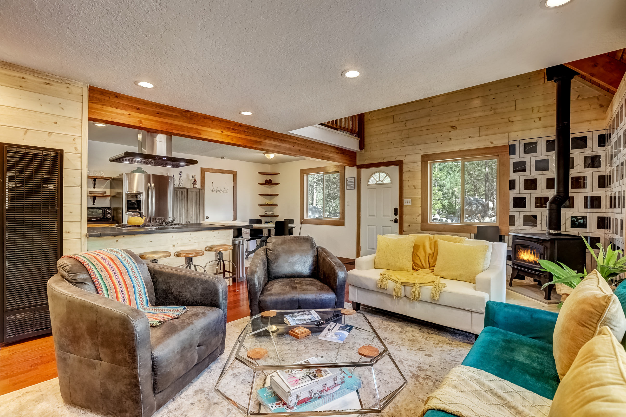 Rustic Haven - Hot tub & Pet friendly 7