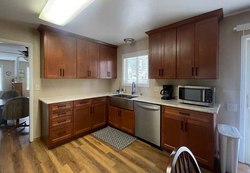 Minutes to Heavenly - Foosball, Fireplace, & Views 7