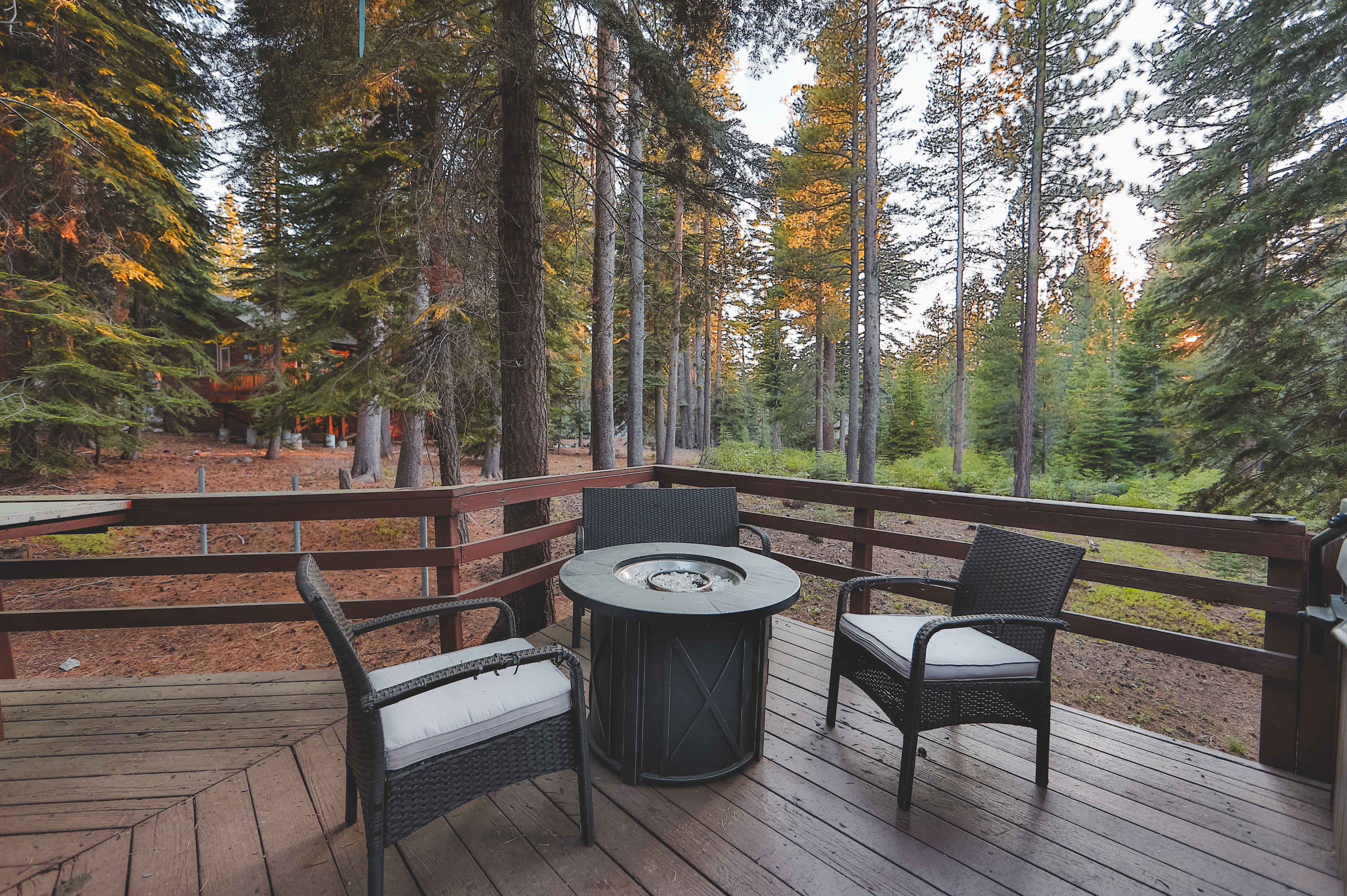 Iroquois Ridge Hot Tub Near Lake Tahoe & Skiing 6