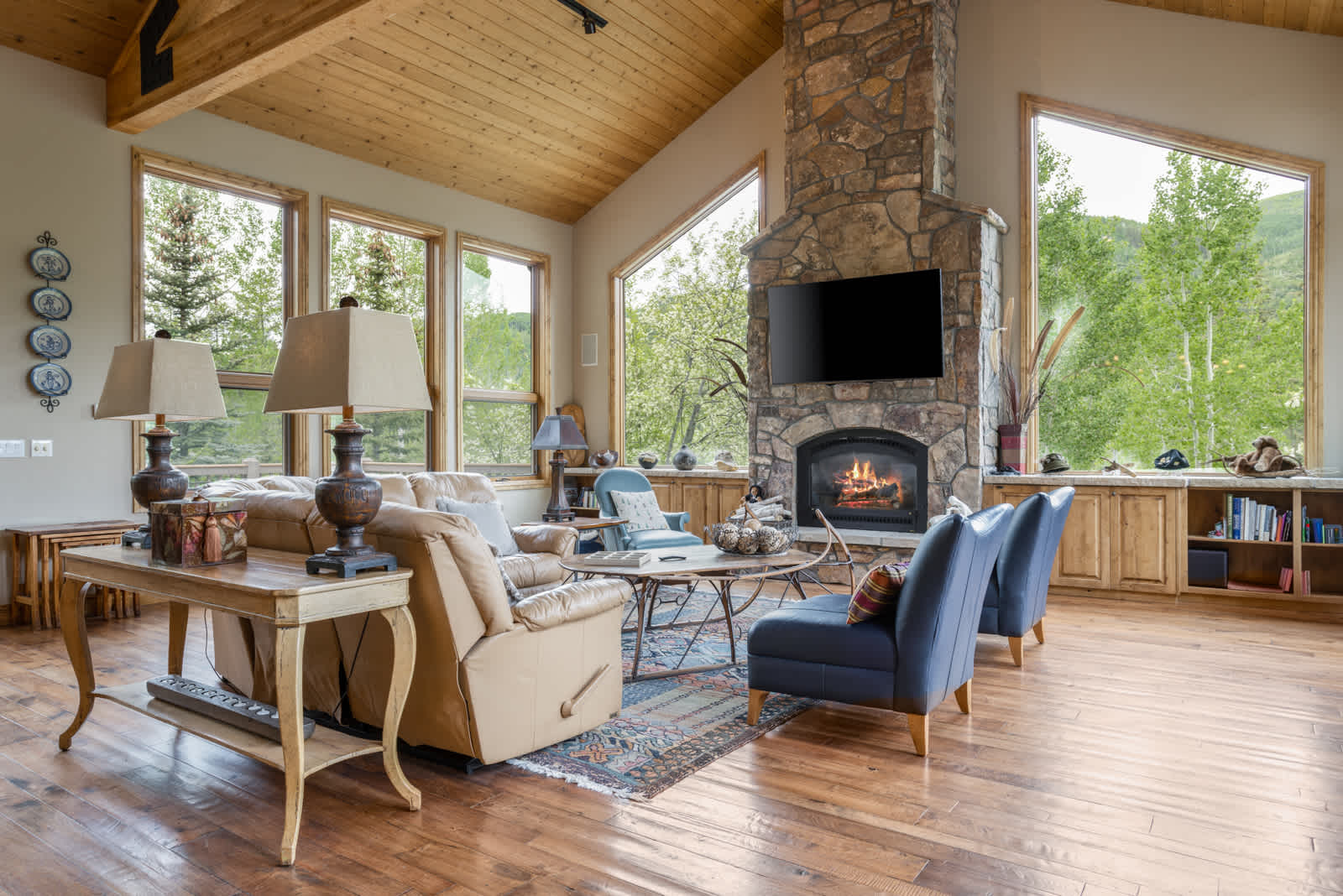 Enjoy the open concept floor plan 