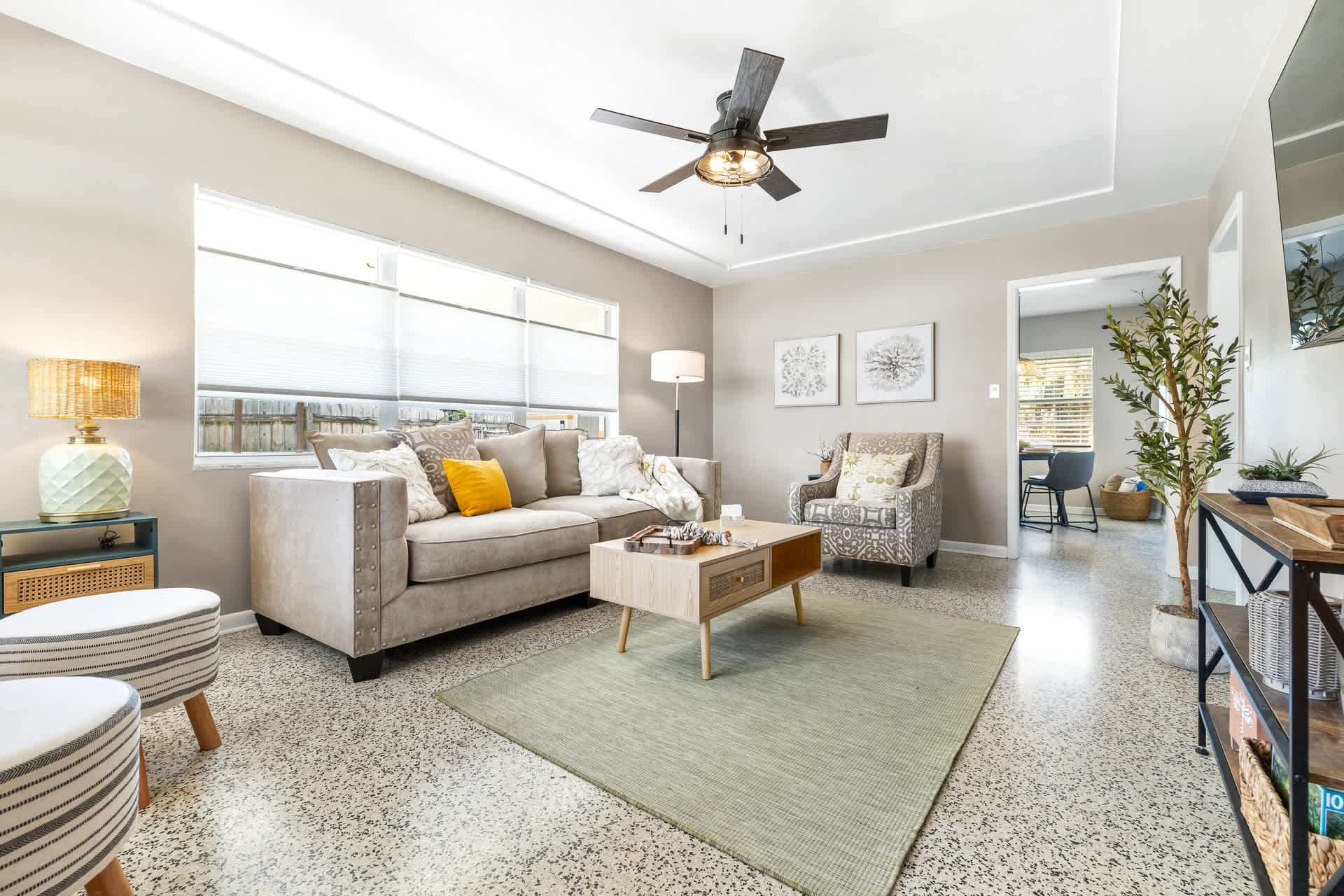 Sunny Side Up - A Charming Retreat!