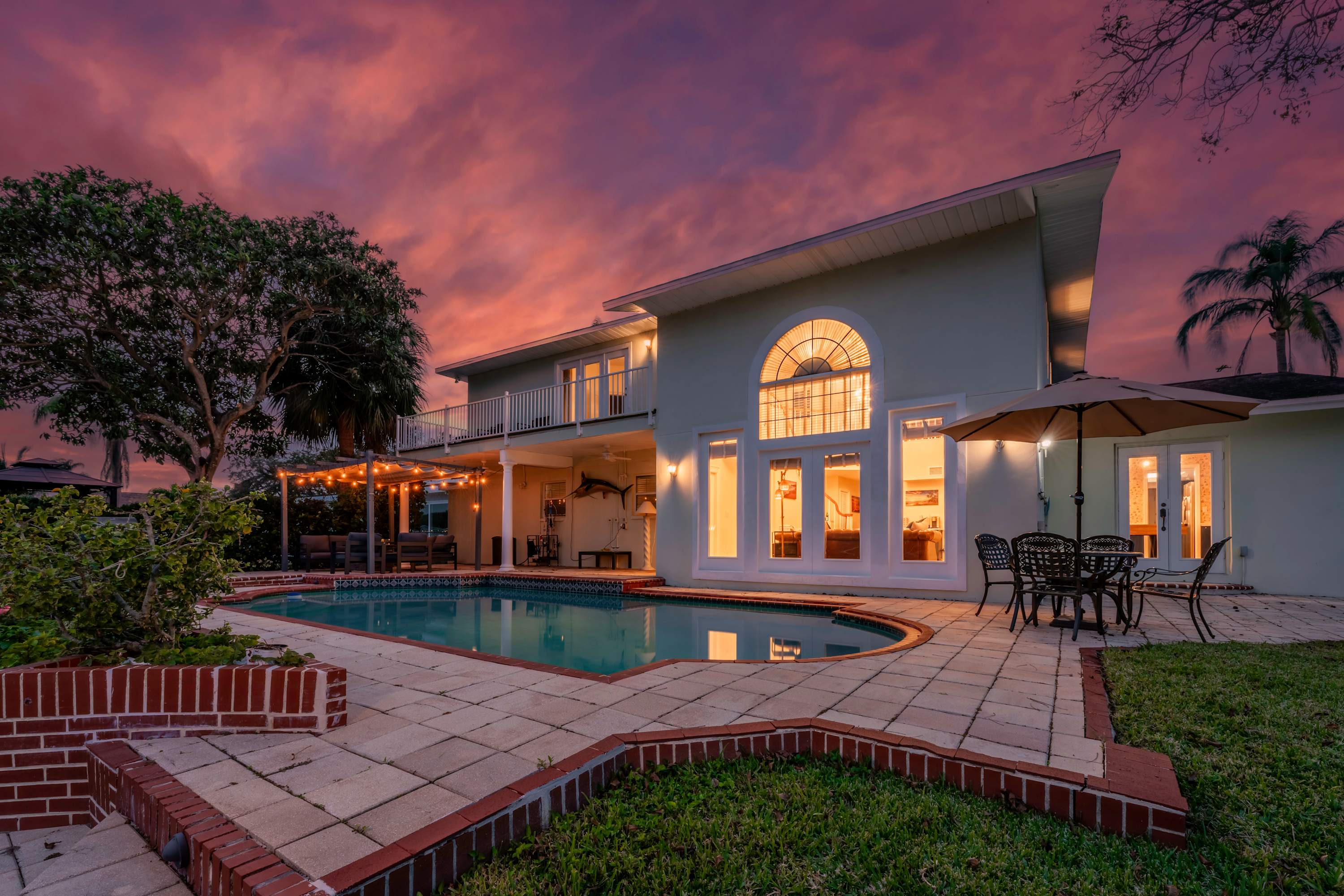 Create lasting memories by day or twilight in the sparkling private pool