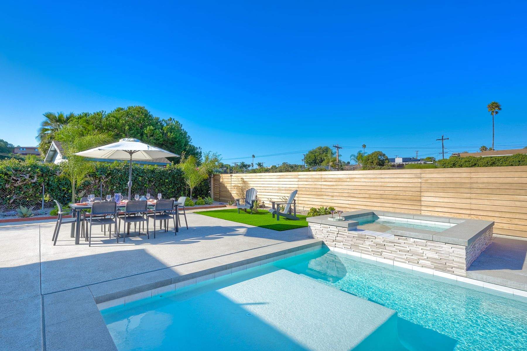 Soak away all your worries in the hot tub or enjoy lounging & dining outdoors