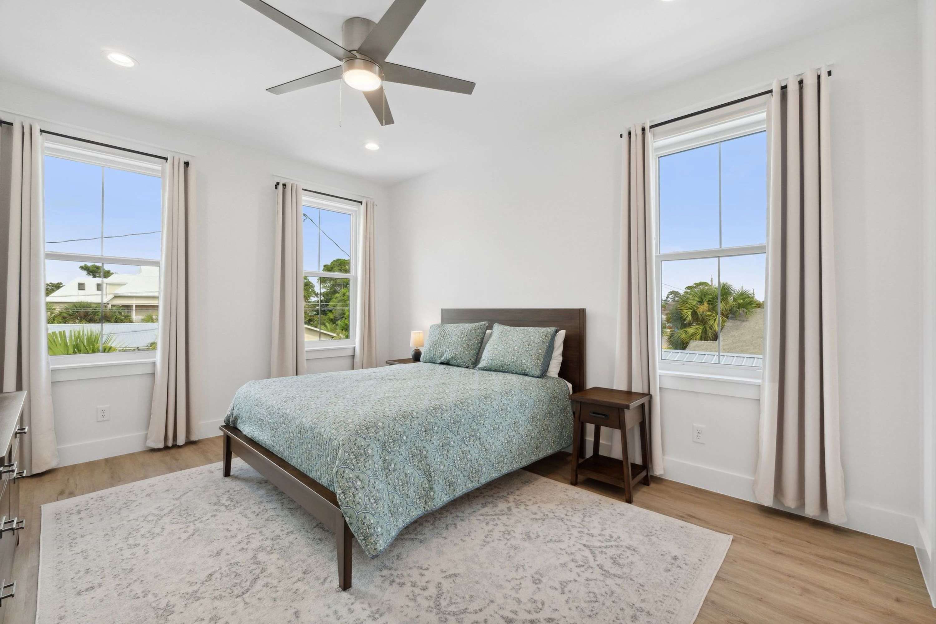 Blissful Getaway 4 BDR Whole Home with Heated Pool! 4