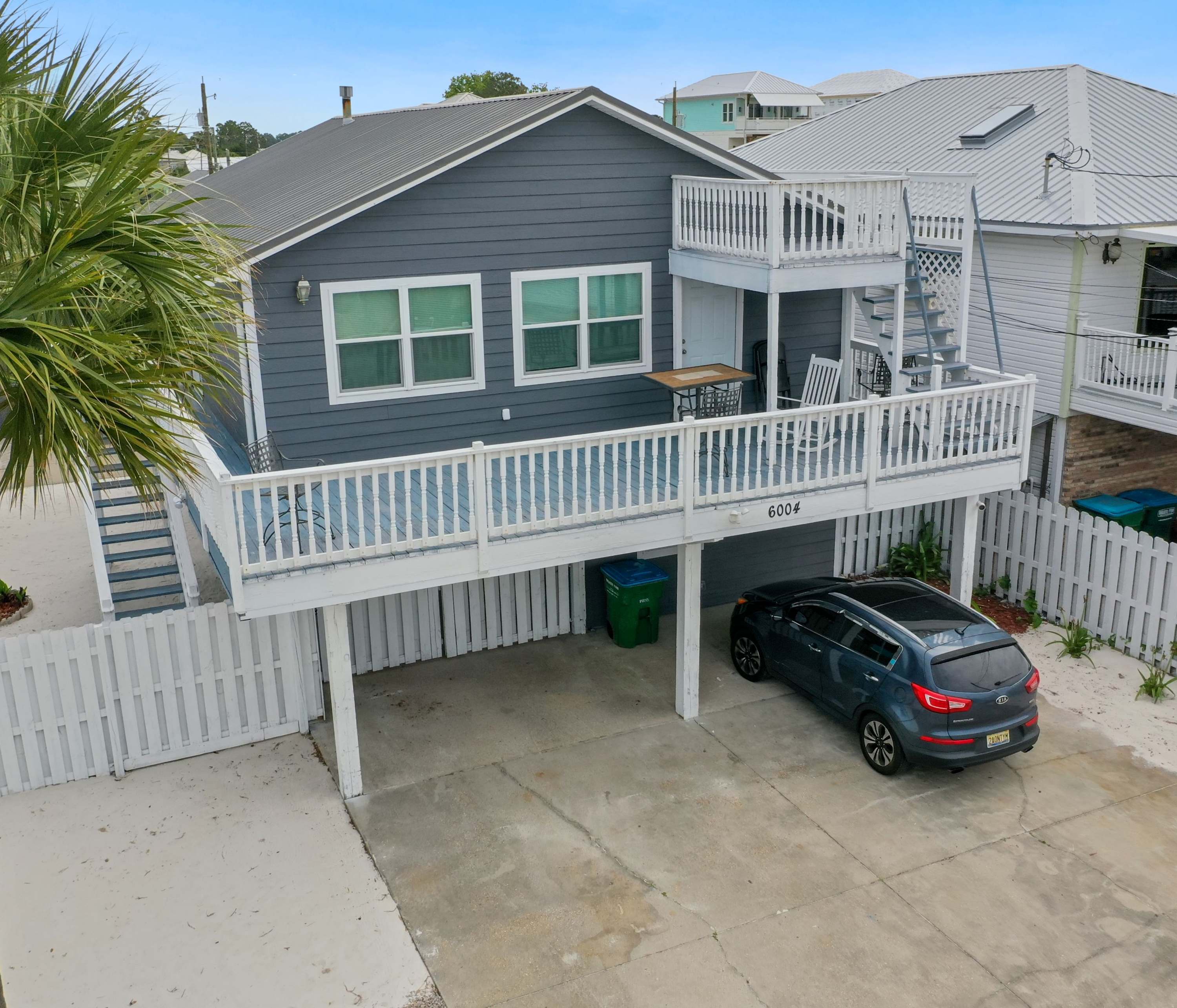 Beach Time Cozy Retreat Steps from the Gulf 4