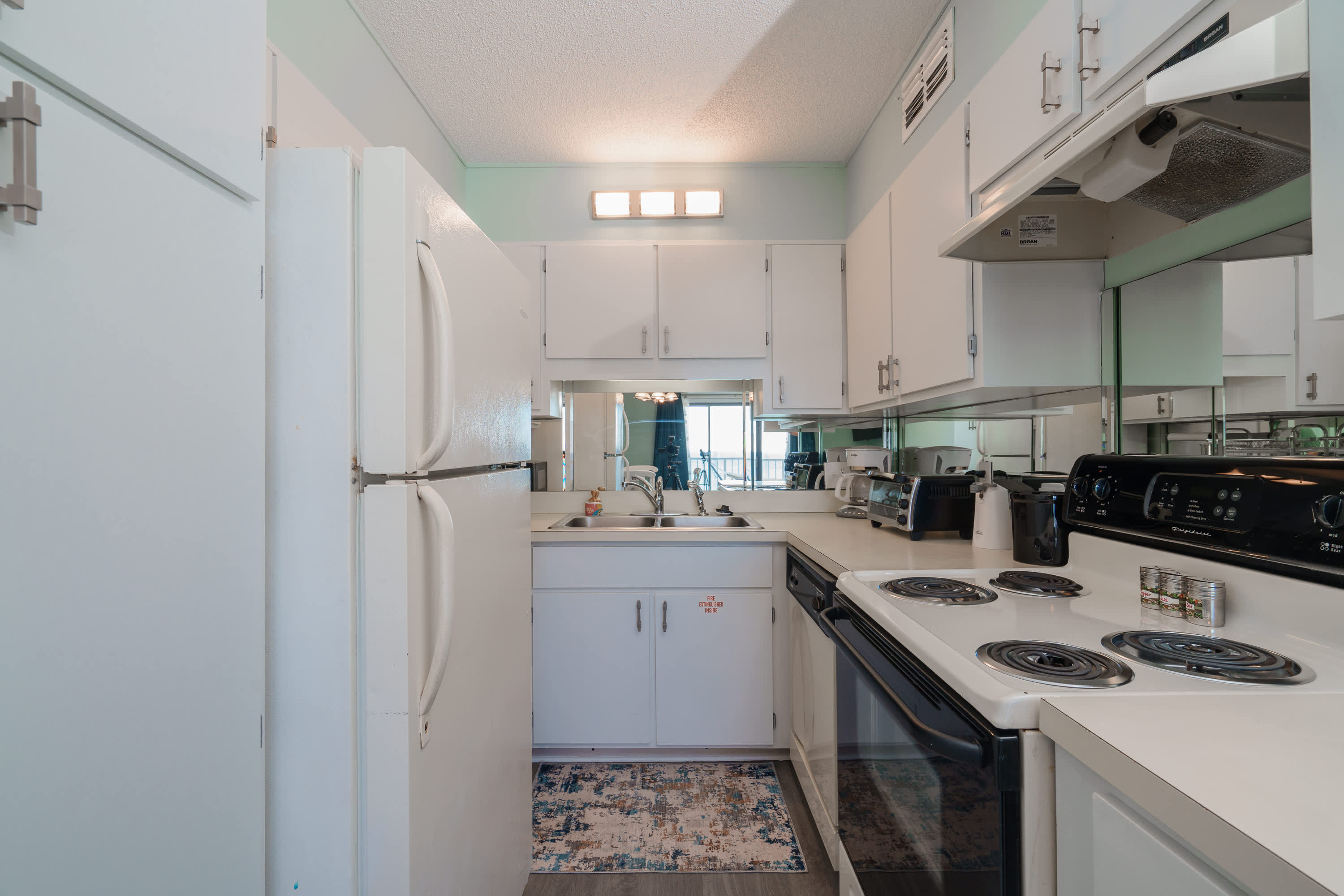 Turtle Love - Resort Amenities & Ocean Views! 8