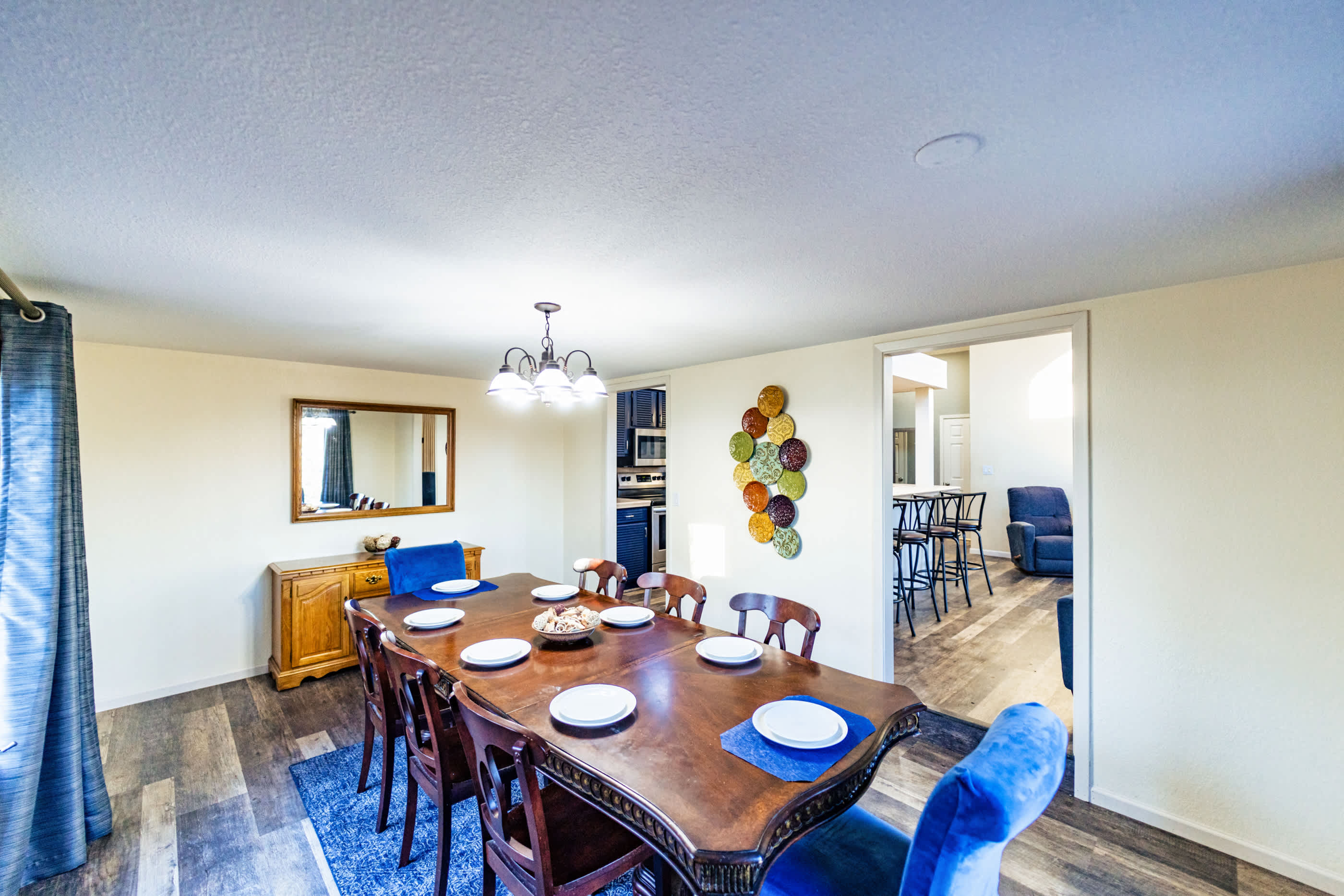 Serenity Now - Quiet 4 BDR in Tan-Tar-A Estates! 4