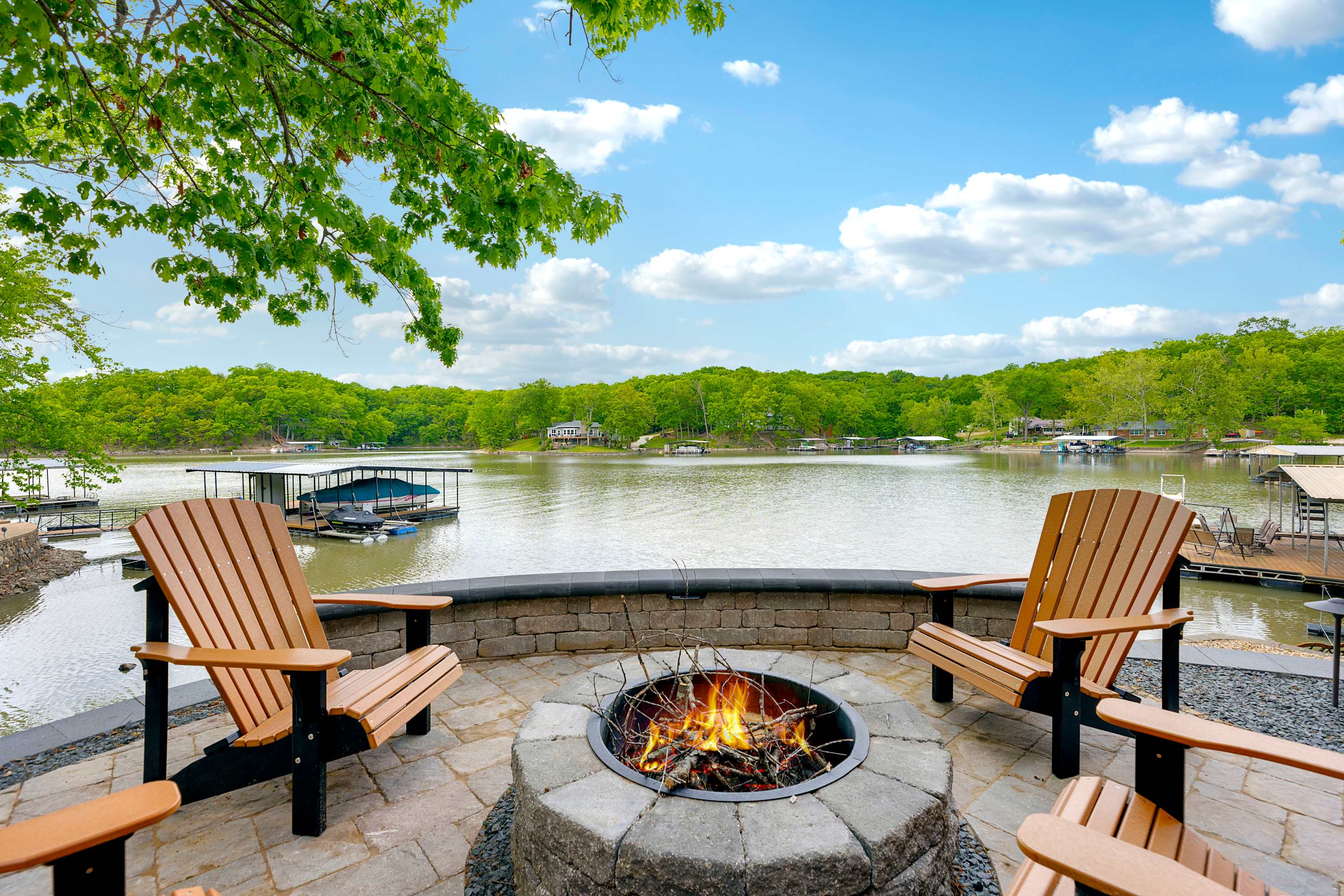 Trails End Hideaway - Waterfront