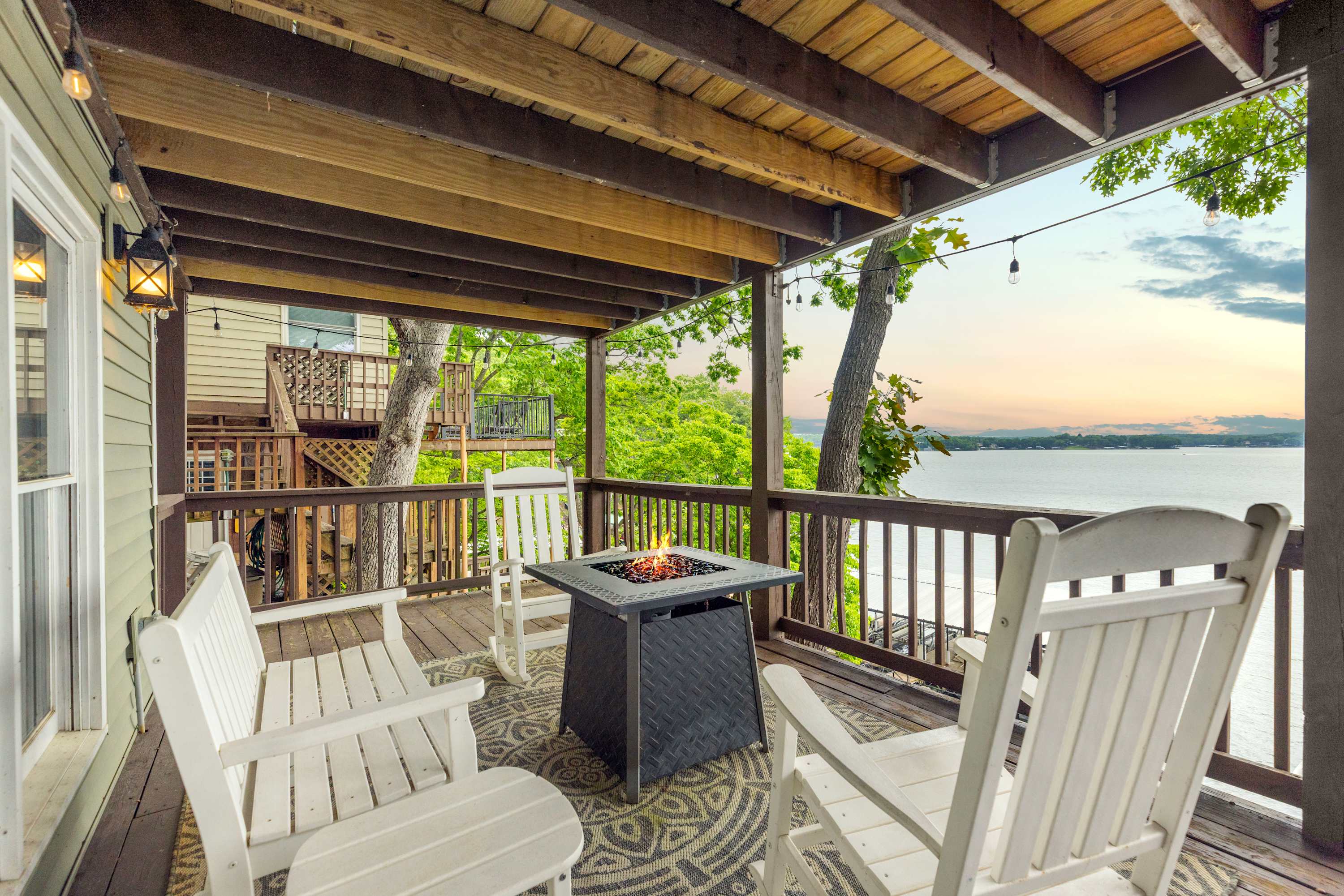 Dockside Dream w/ Kayak & Dock 4