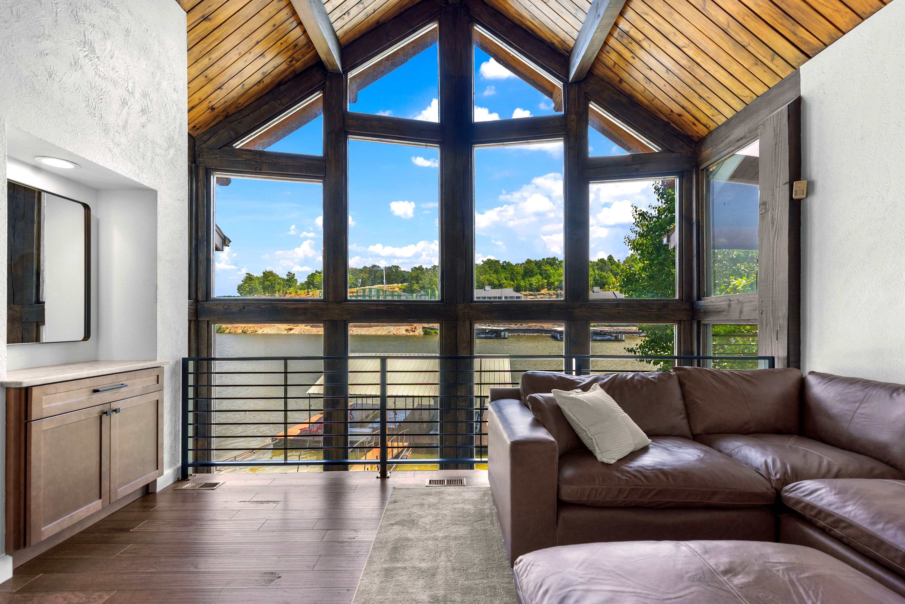 Cozy in a Cove – 14 ppl Stay