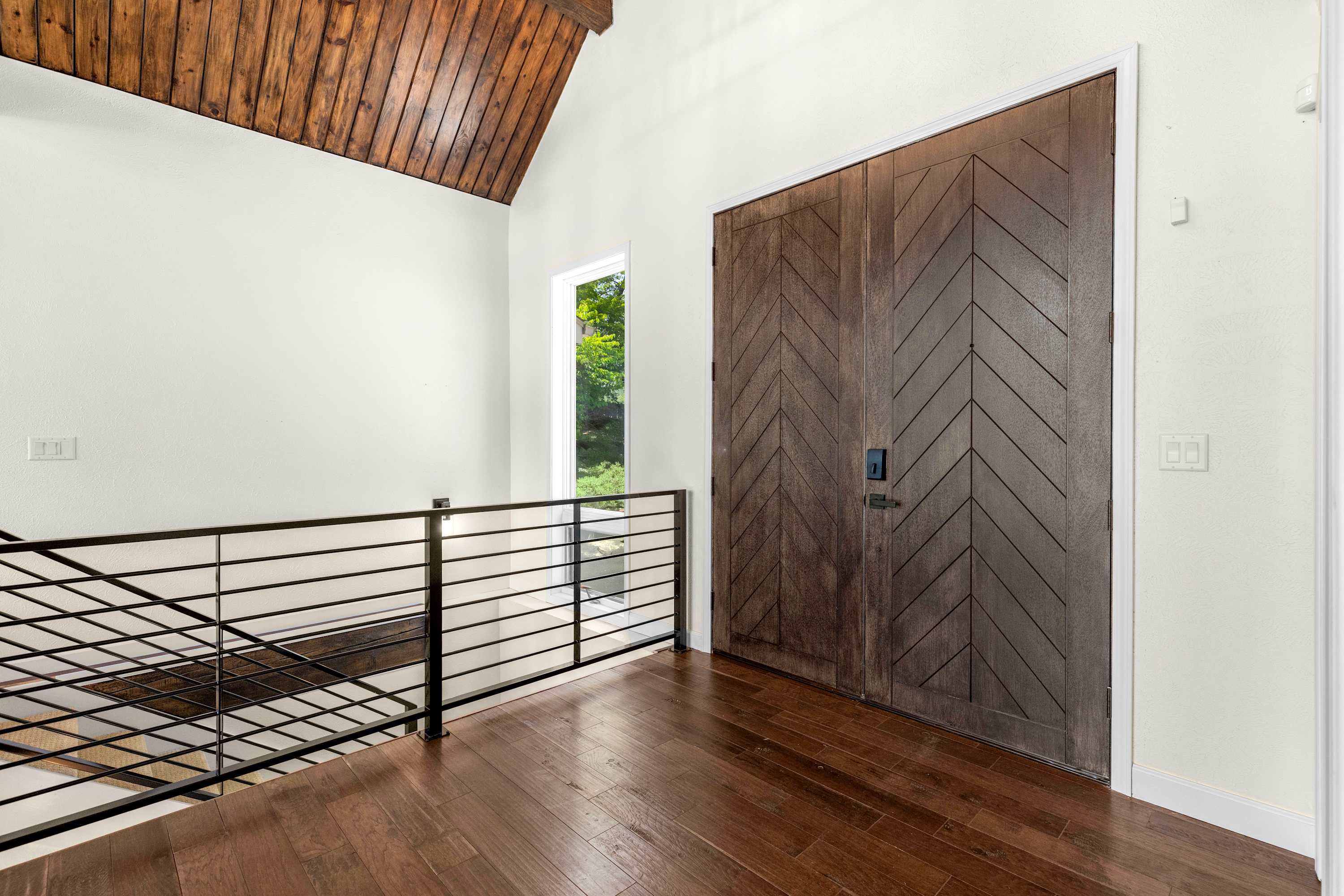 Cozy in a Cove – 14 ppl Stay 6