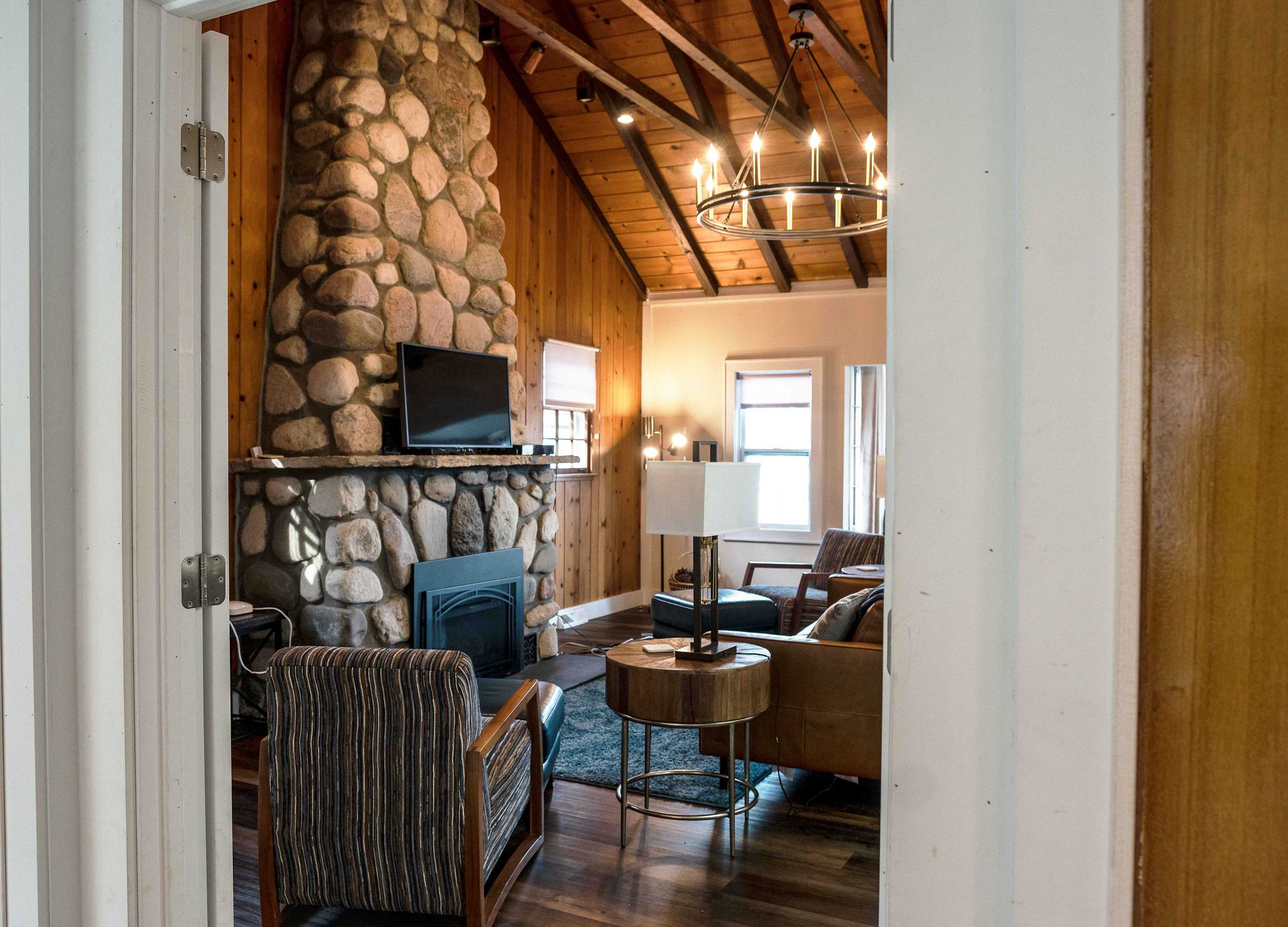 Como Collection - 2 Homes, 2 Lakes, 1 Rental!