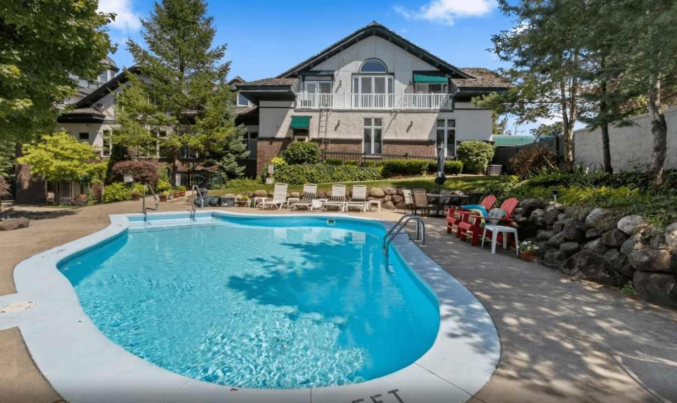 The Hideaway at Hayloft Lodge - Chic & Unique Stay